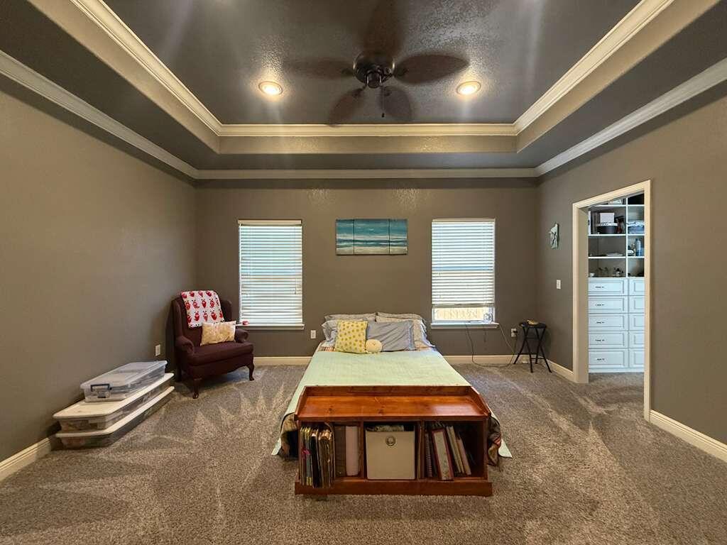 VALPARAISO PINECREST 5 - Residential Lease