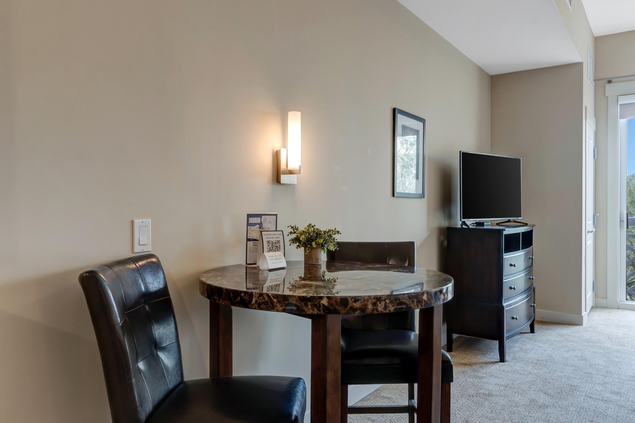 BAHIA CONDO - Residential