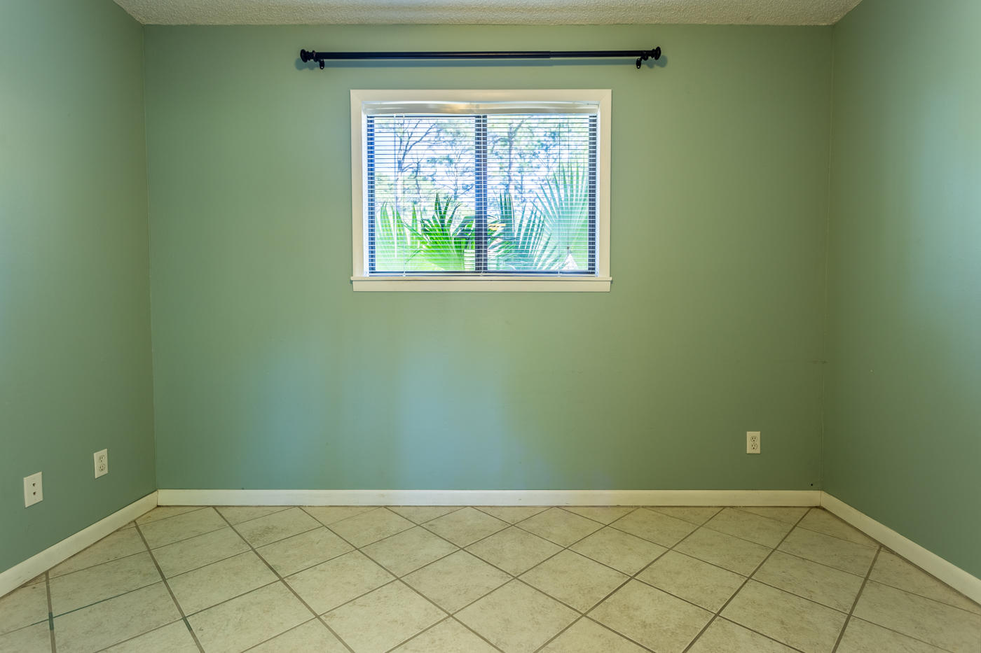 BAY BRIDGE LANDING - Residential Lease