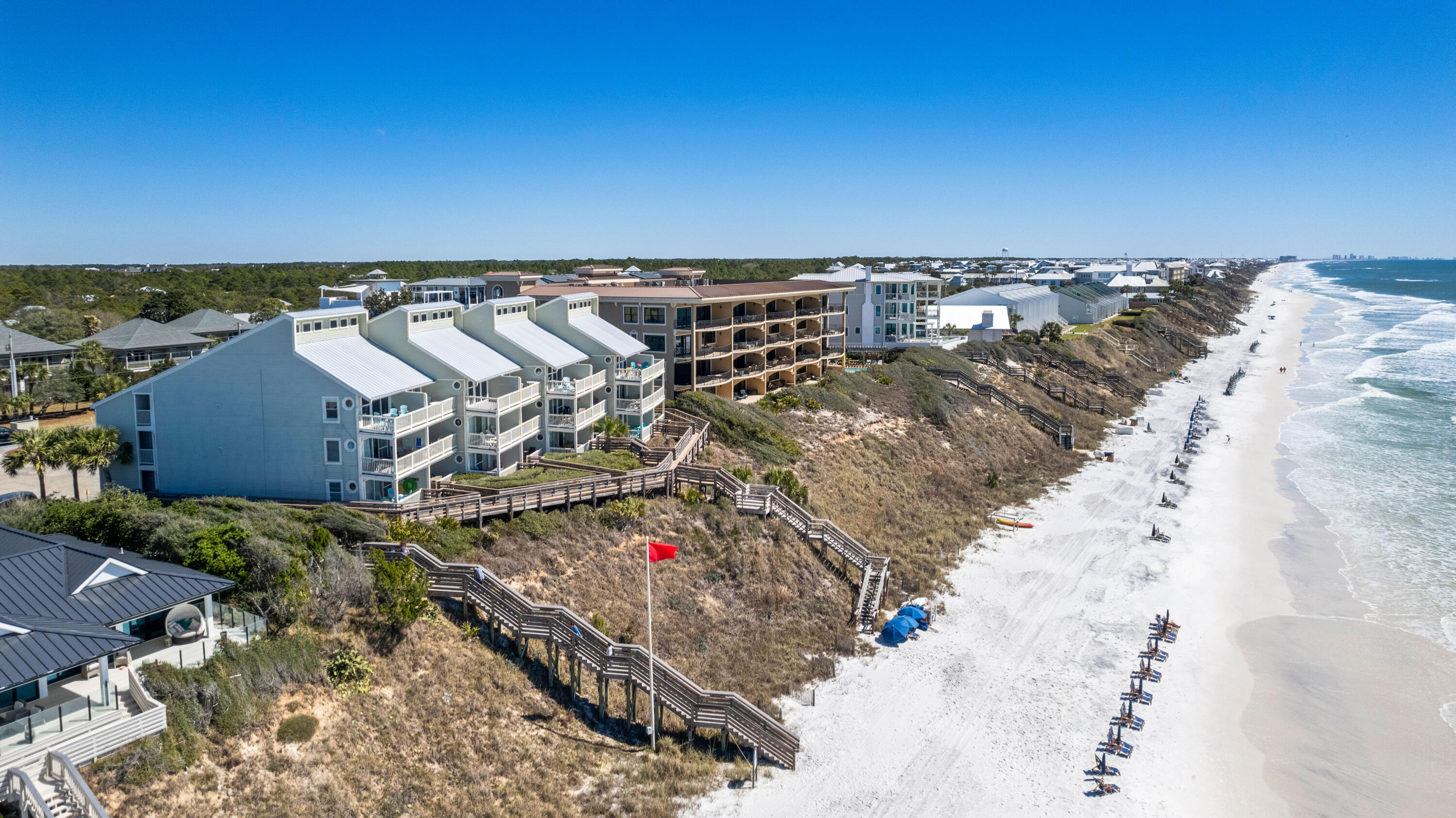MISTRAL CONDO - Residential