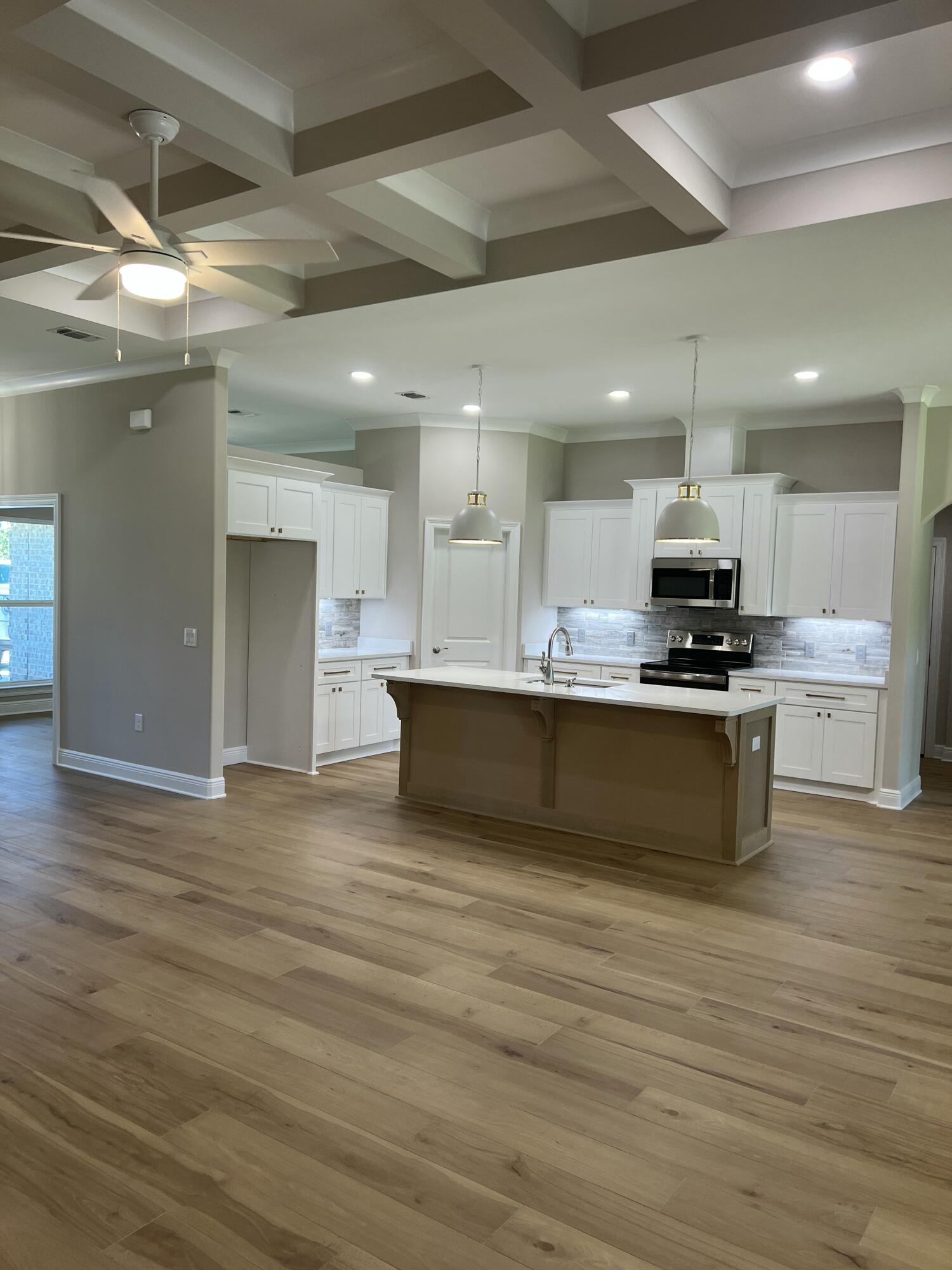 HOLLEY BY THE SEA - Residential