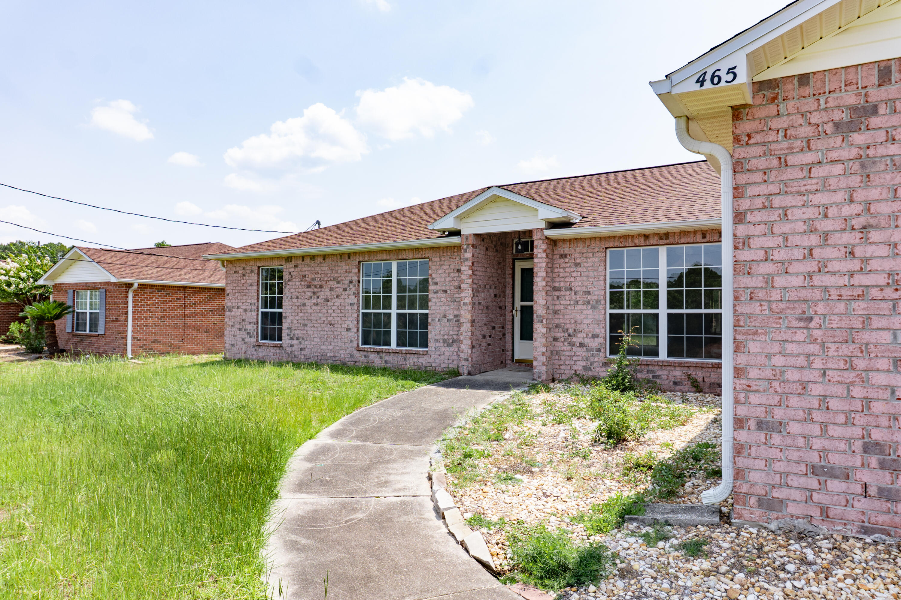 WESTVIEW ESTATES PH 5 - Residential Lease