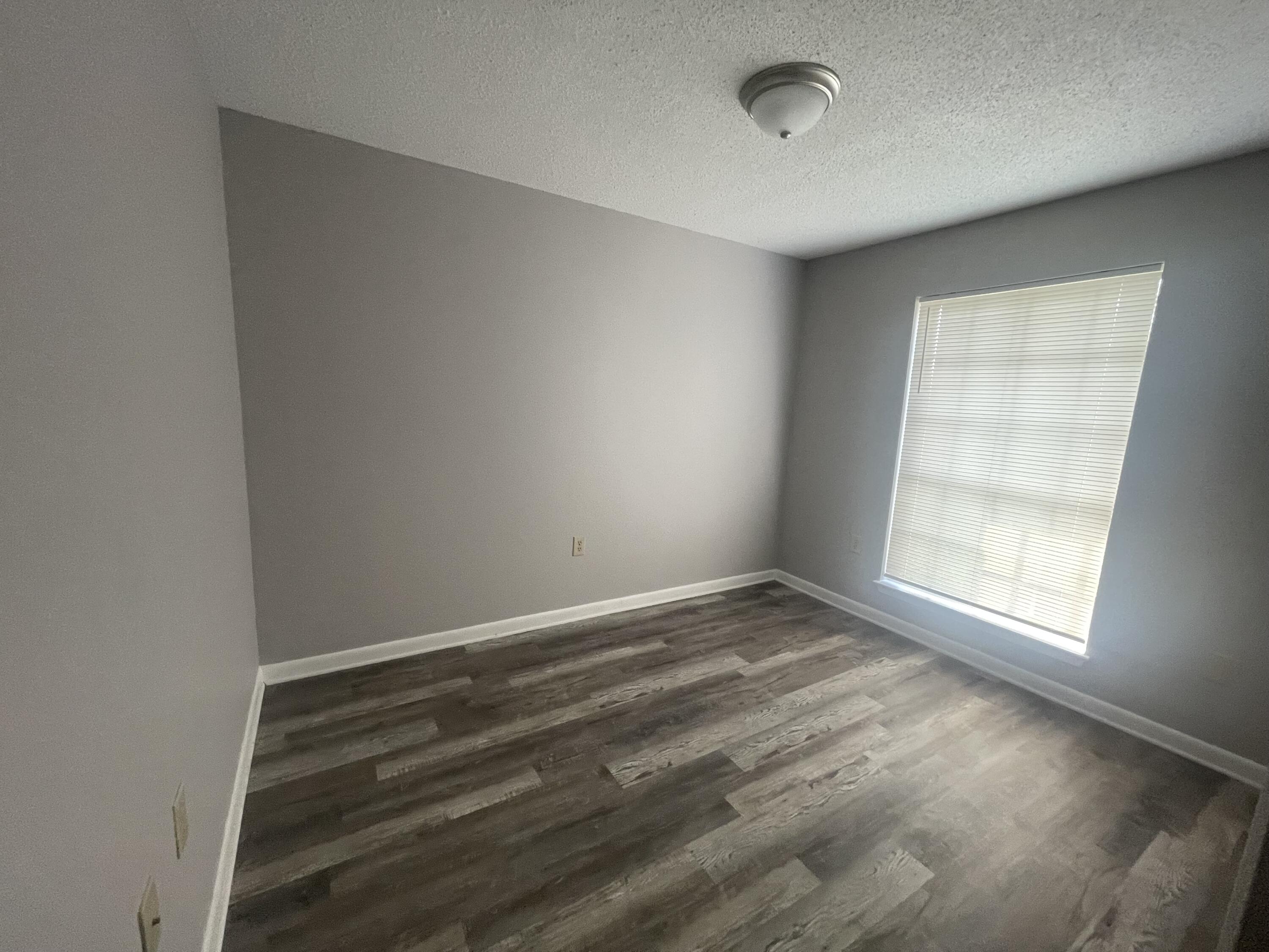 WYNNEHAVEN BEACH ESTATES 1ST ADDN - Residential Lease