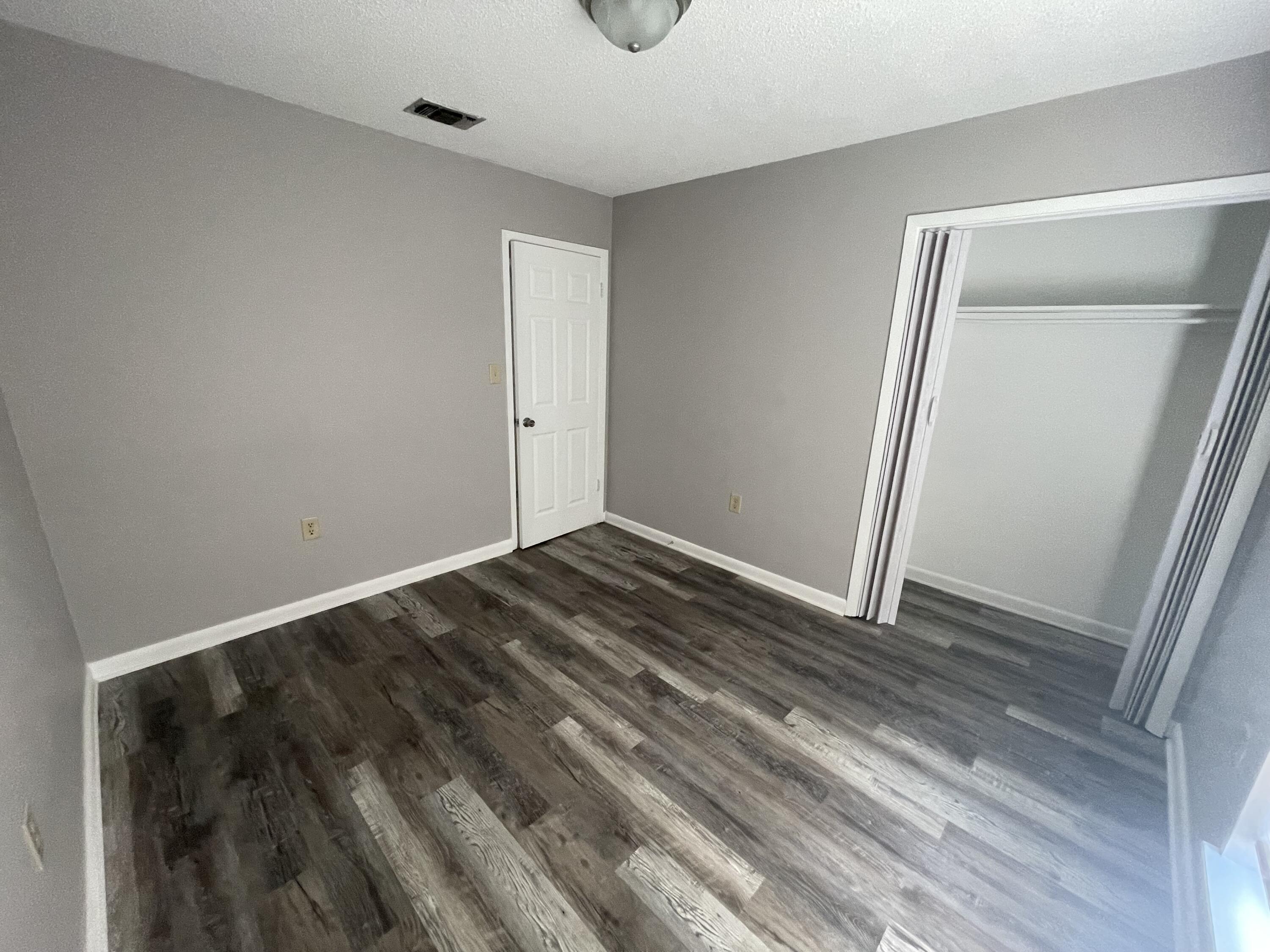 WYNNEHAVEN BEACH ESTATES 1ST ADDN - Residential Lease