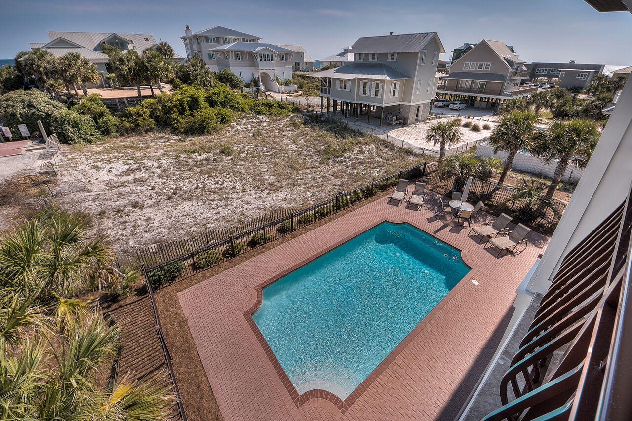 GRAYTON BEACH - Residential