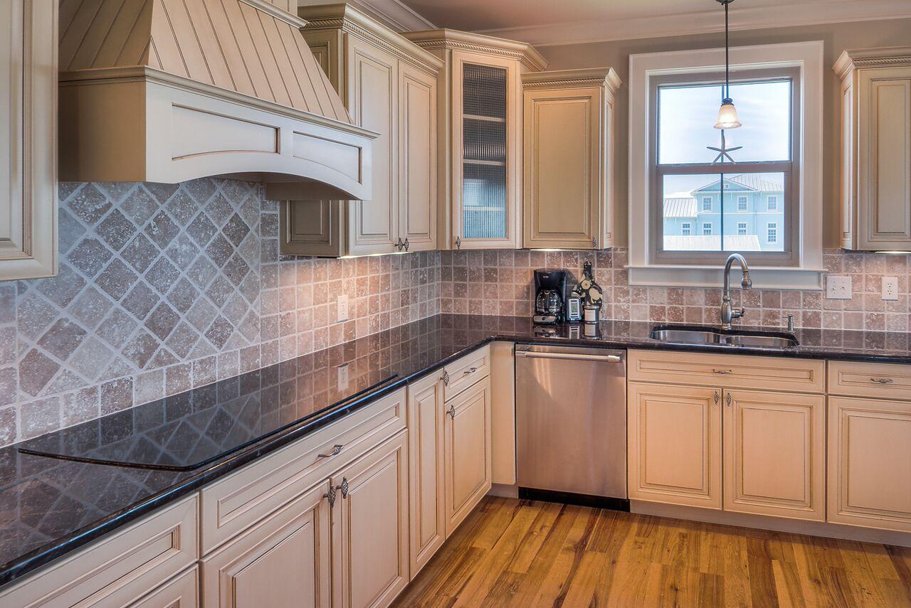 GRAYTON BEACH - Residential
