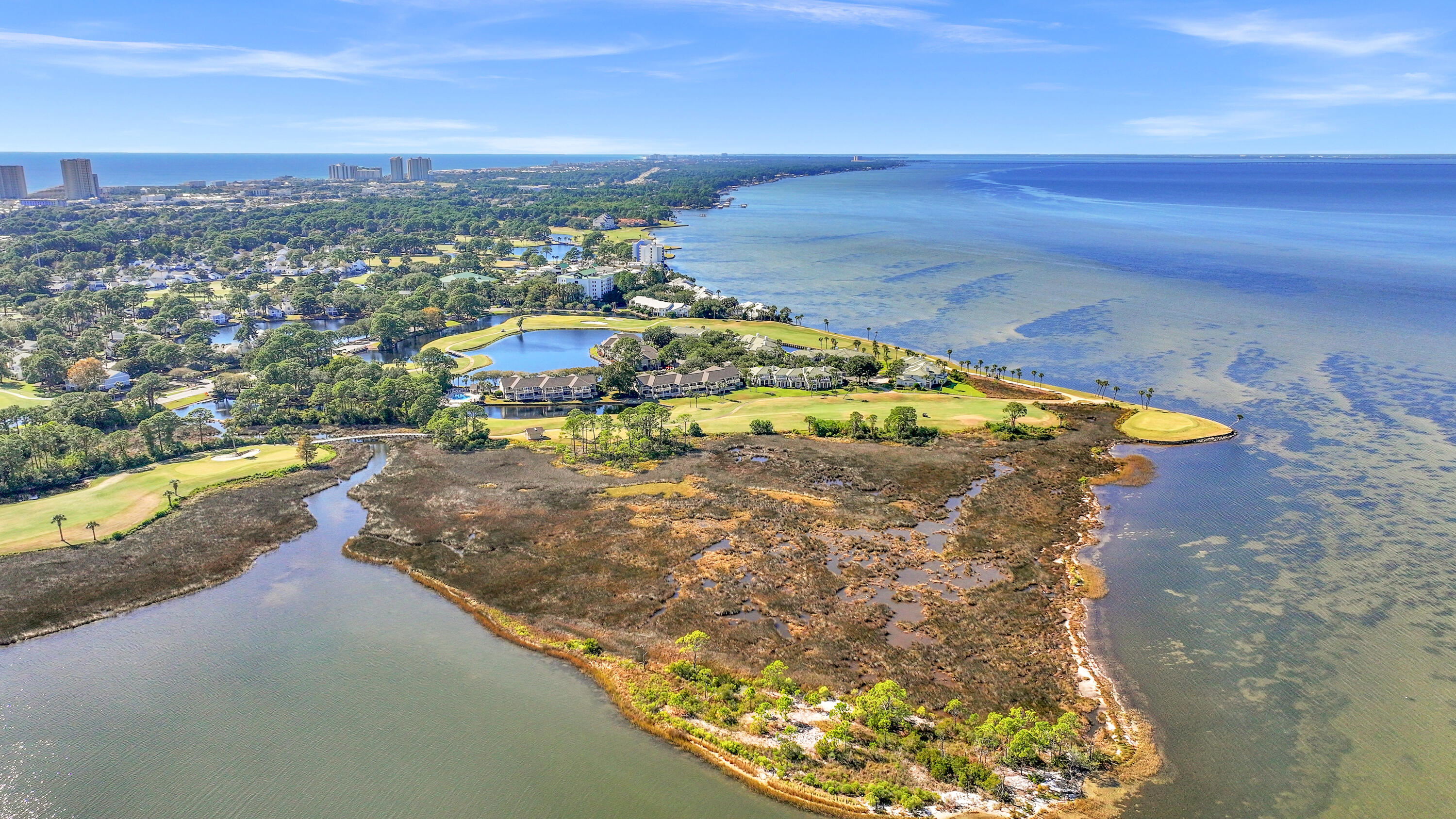 HARBOUR POINT CONDO - Residential