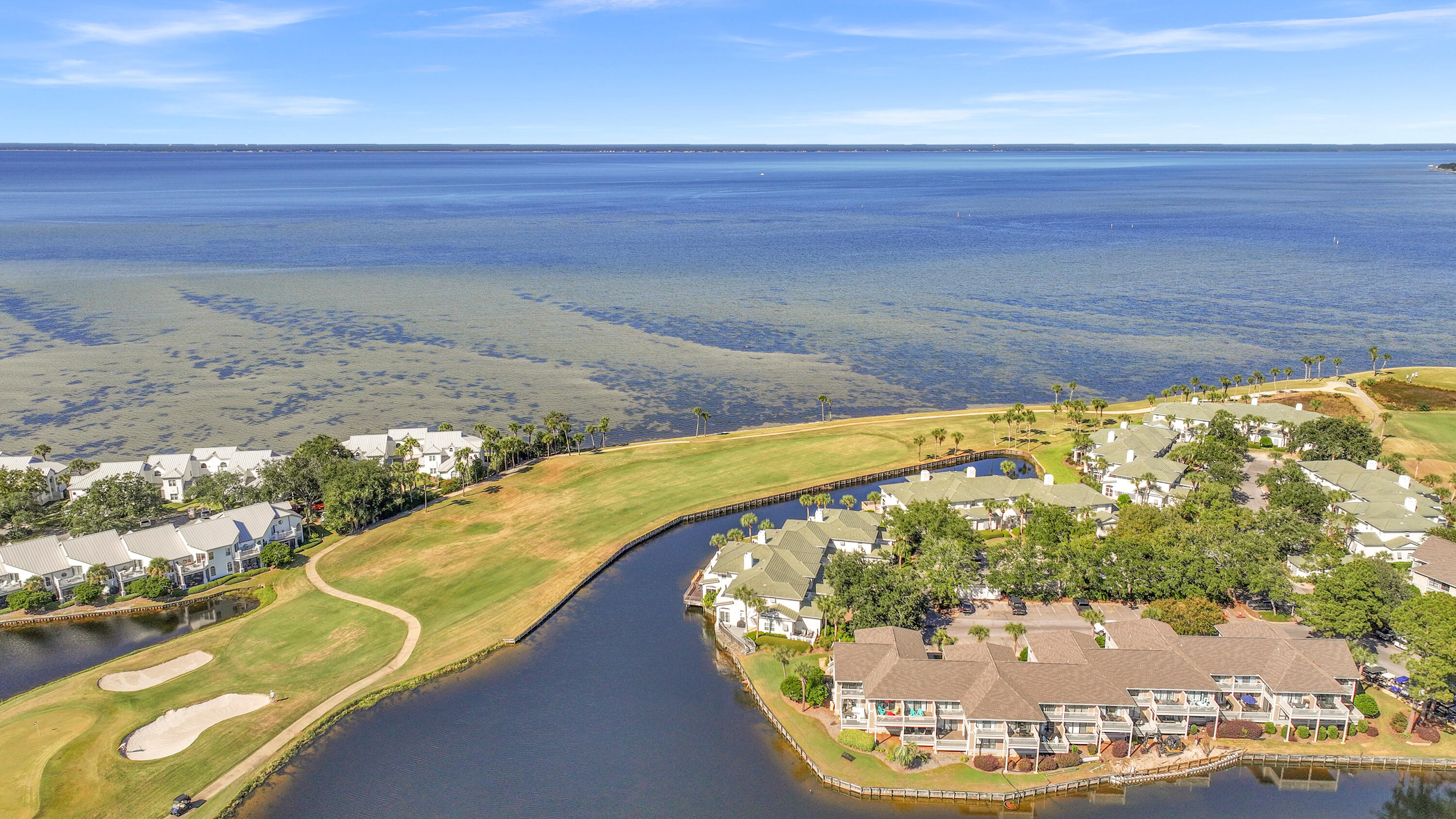 HARBOUR POINT CONDO - Residential