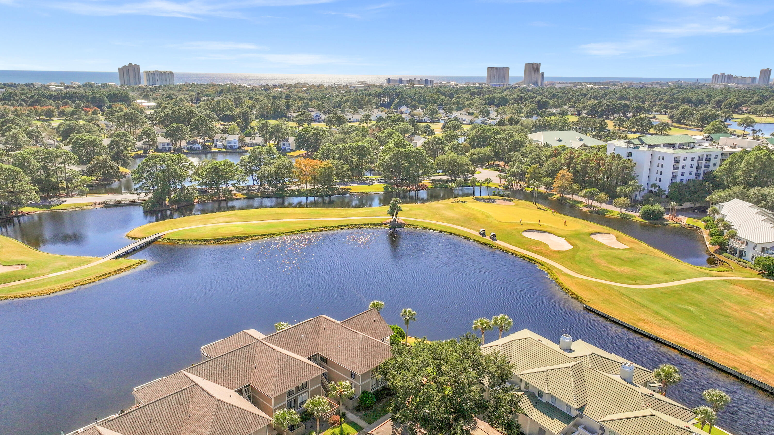 HARBOUR POINT CONDO - Residential