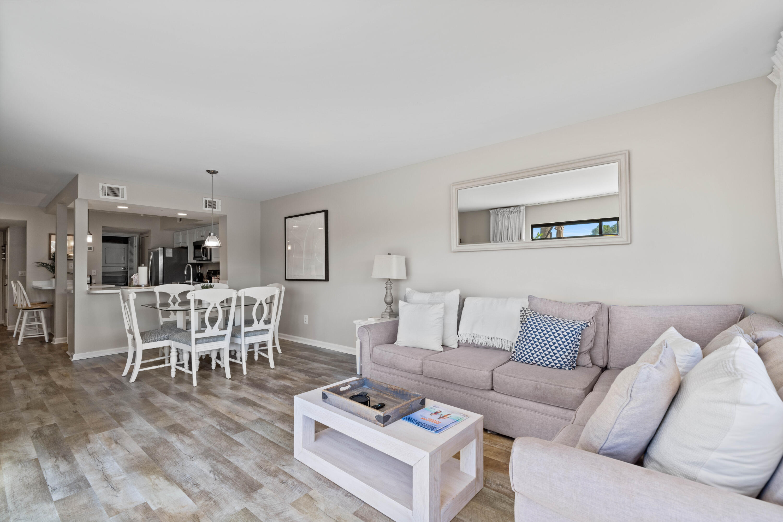 HARBOUR POINT CONDO - Residential