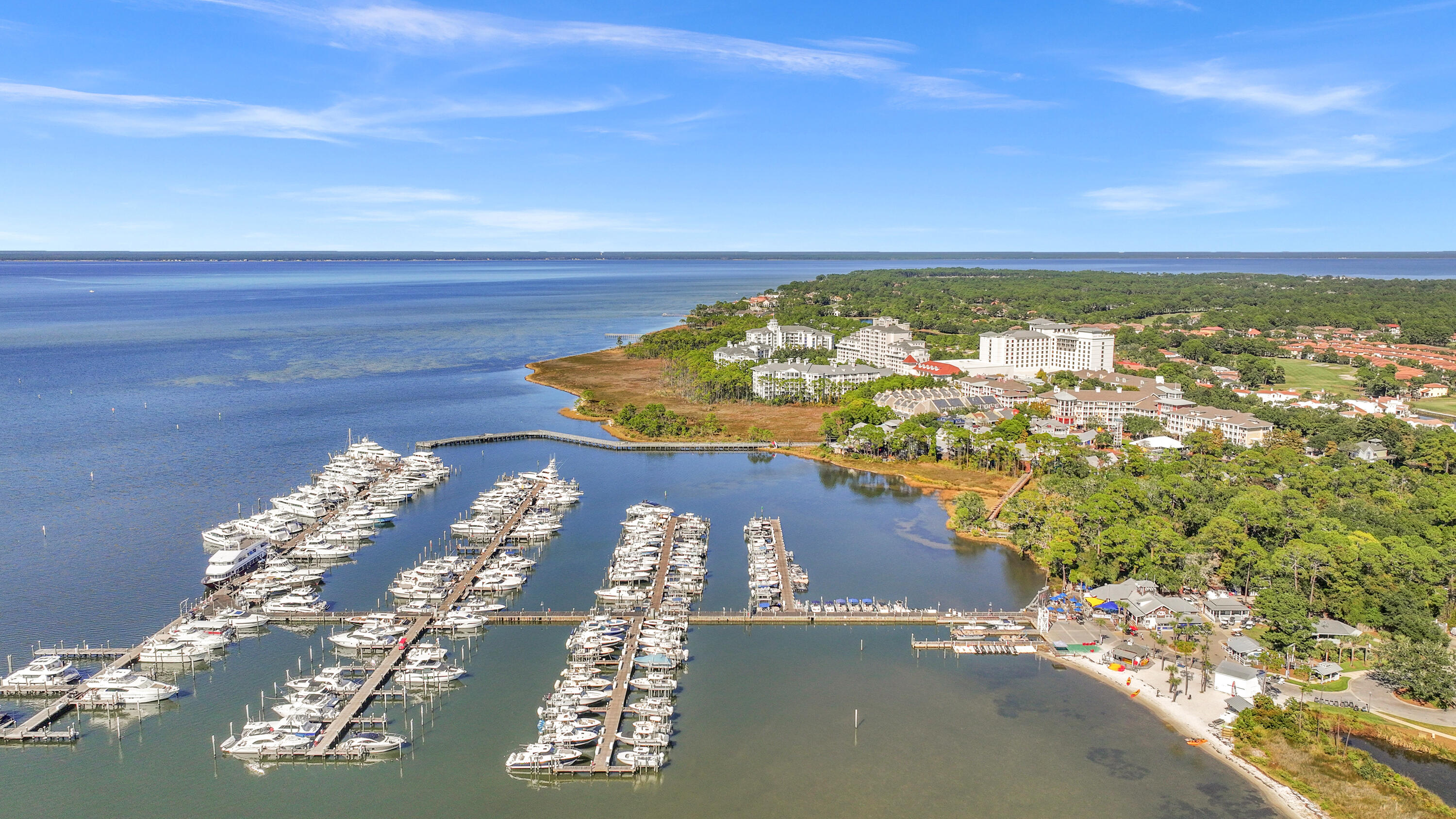 HARBOUR POINT CONDO - Residential