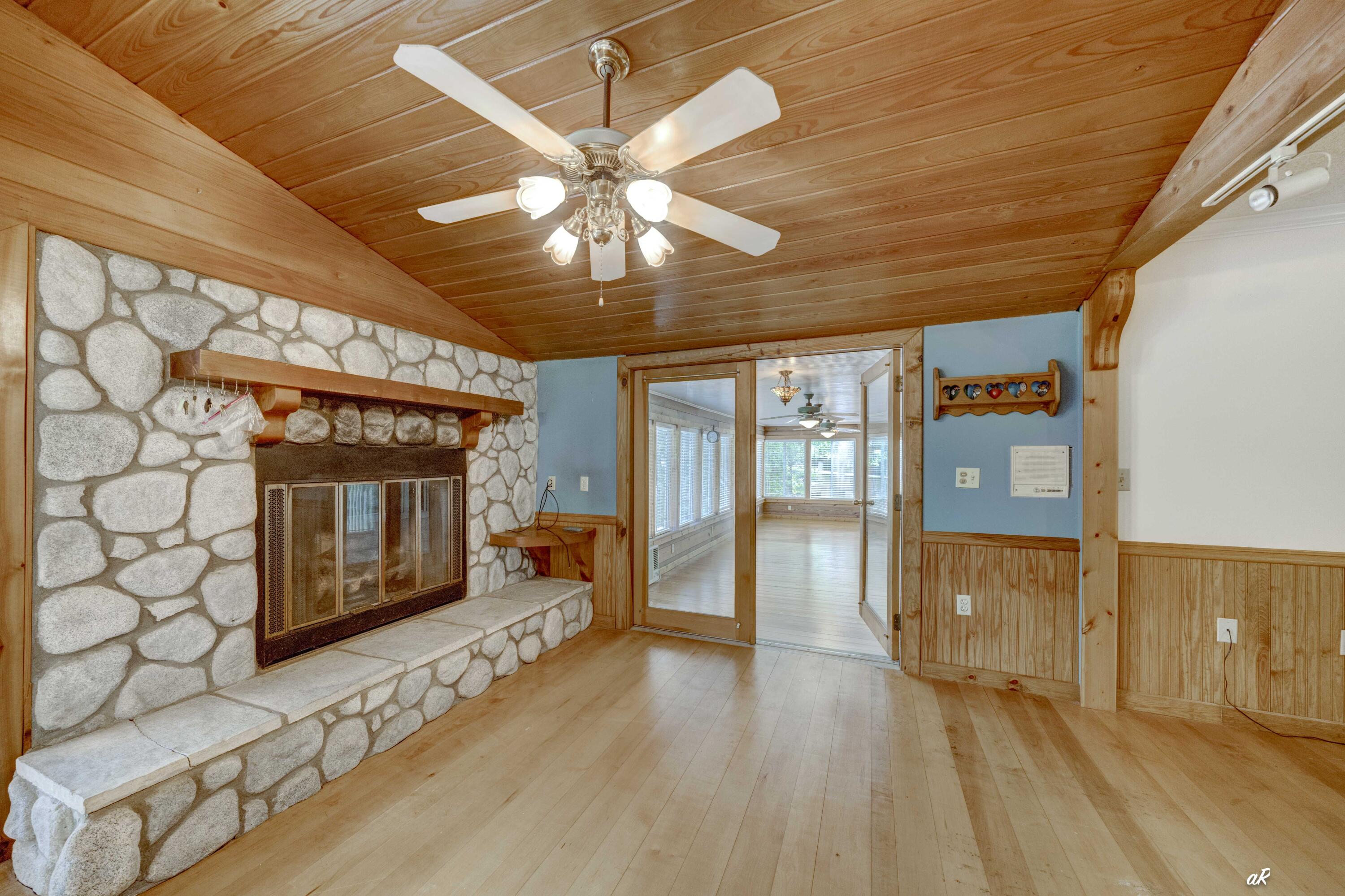 ADAIR UNRECD - Residential