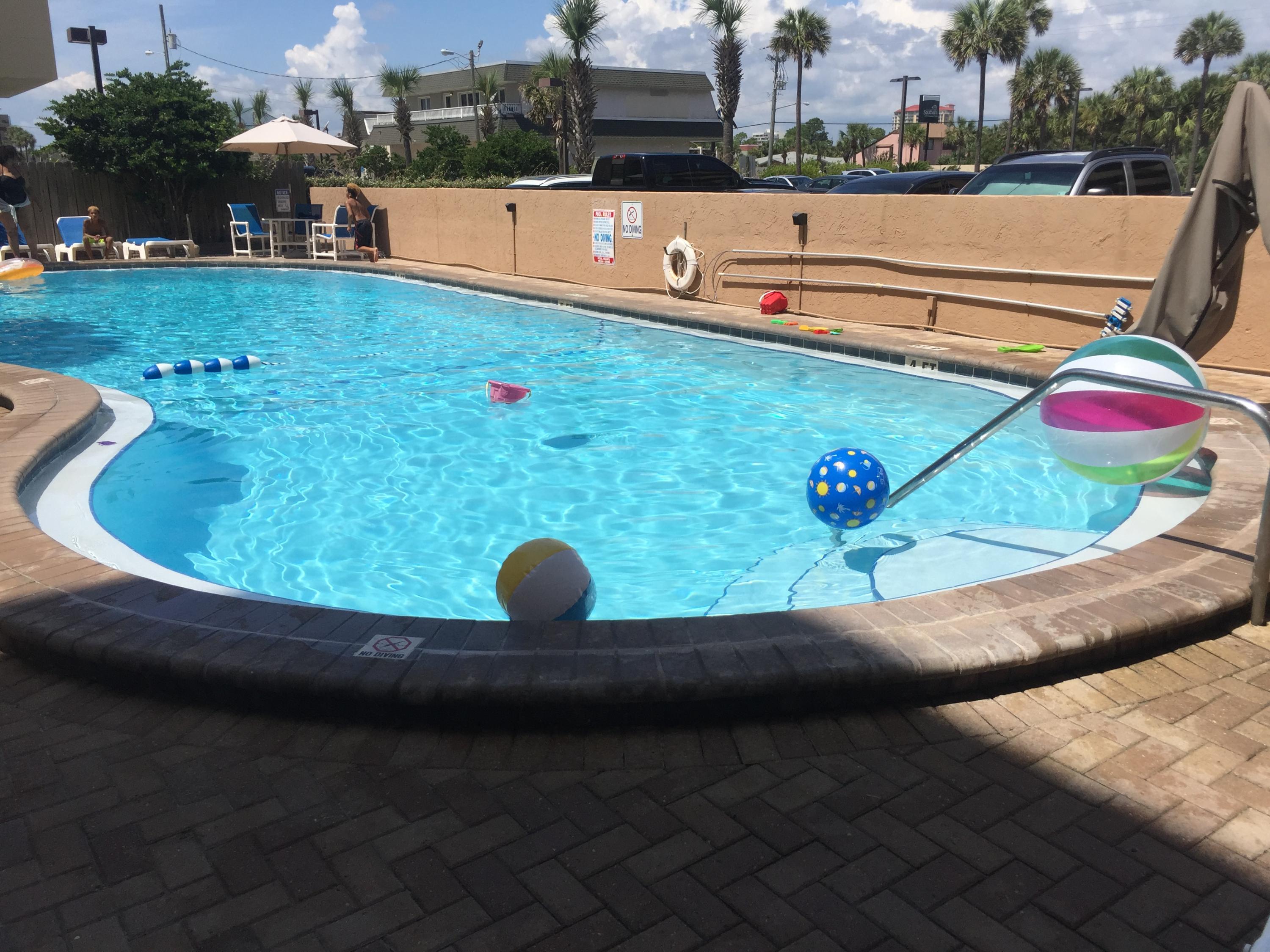 Nautilus Condominiums - Residential