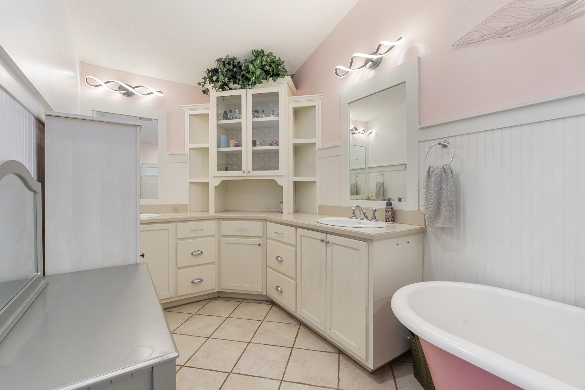 KINGS POINT UNIT 6 - Residential