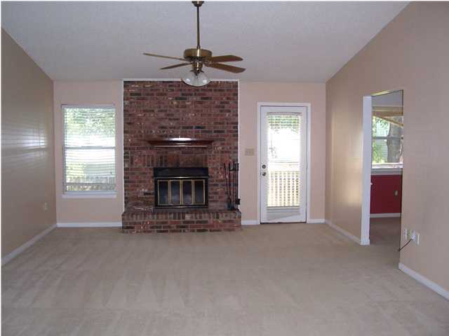 PINE FOREST - Residential Lease