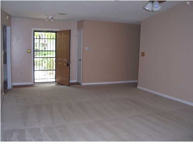 PINE FOREST - Residential Lease