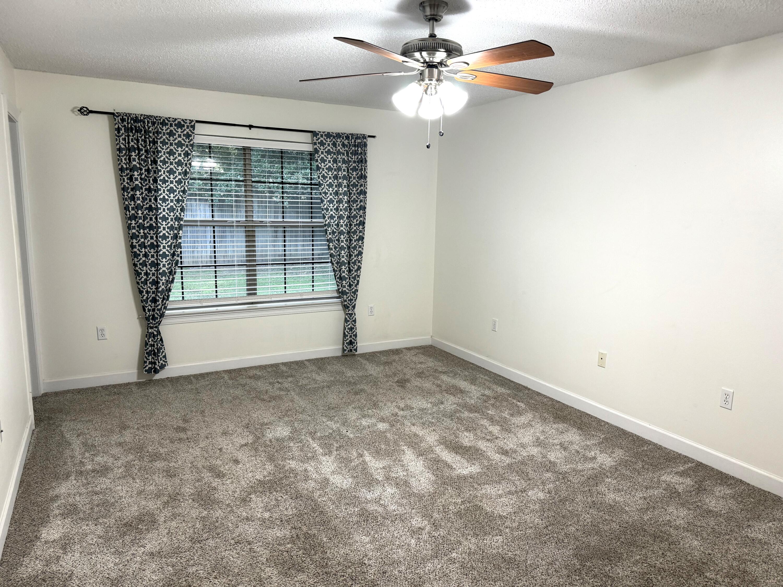 SILVER OAKS PH 1 - Residential