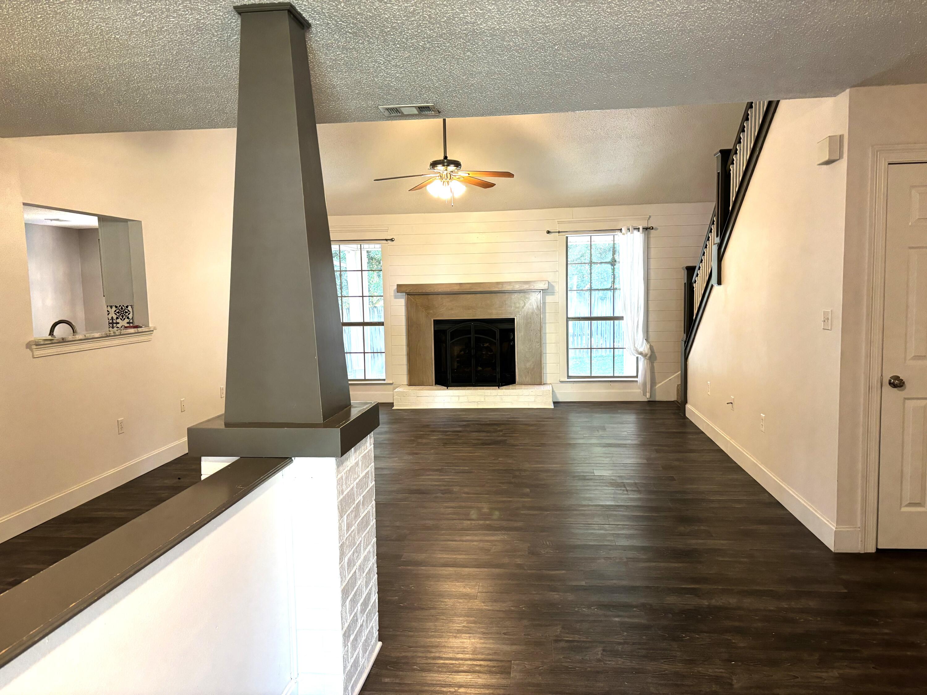 SILVER OAKS PH 1 - Residential