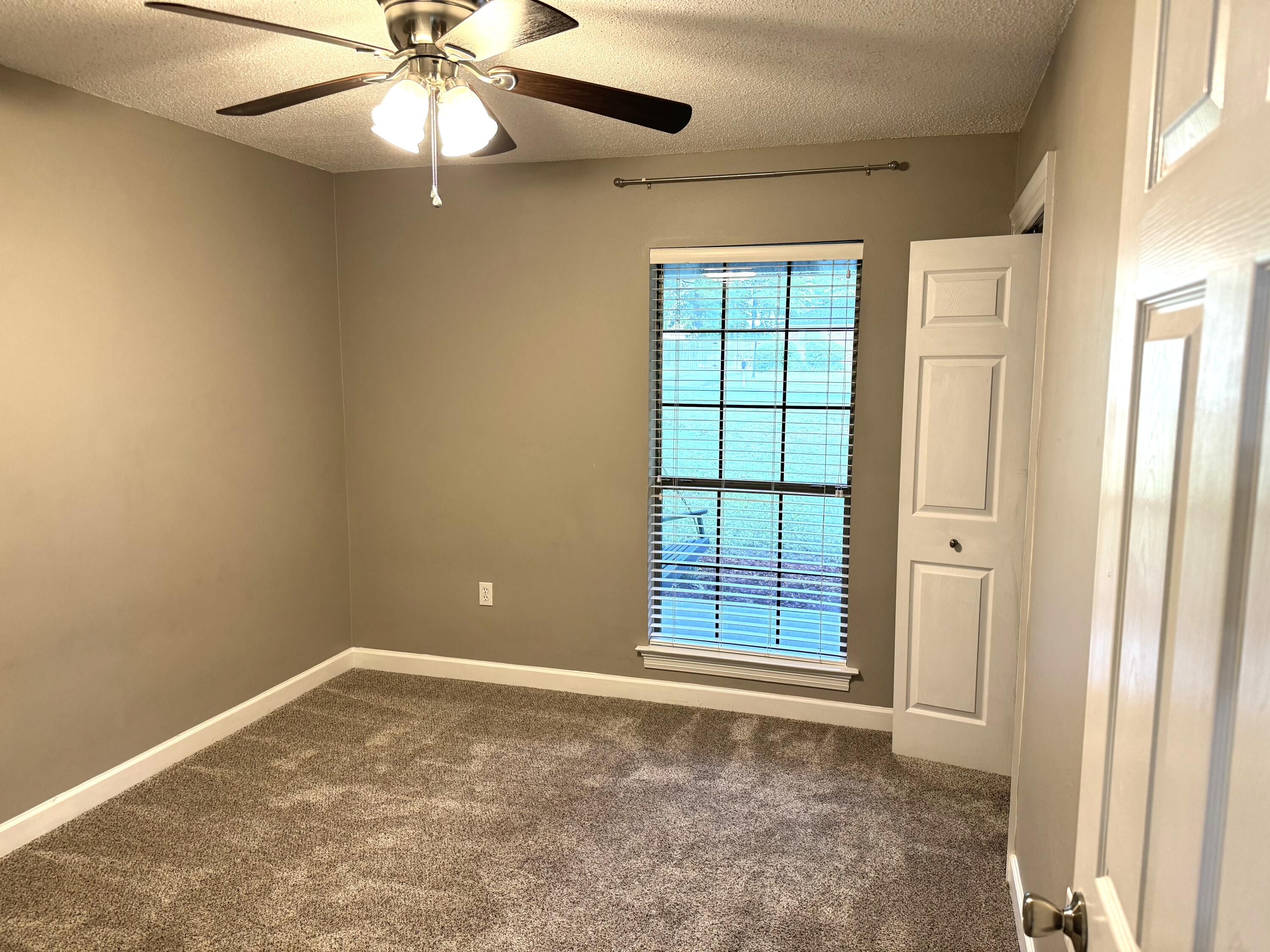 SILVER OAKS PH 1 - Residential