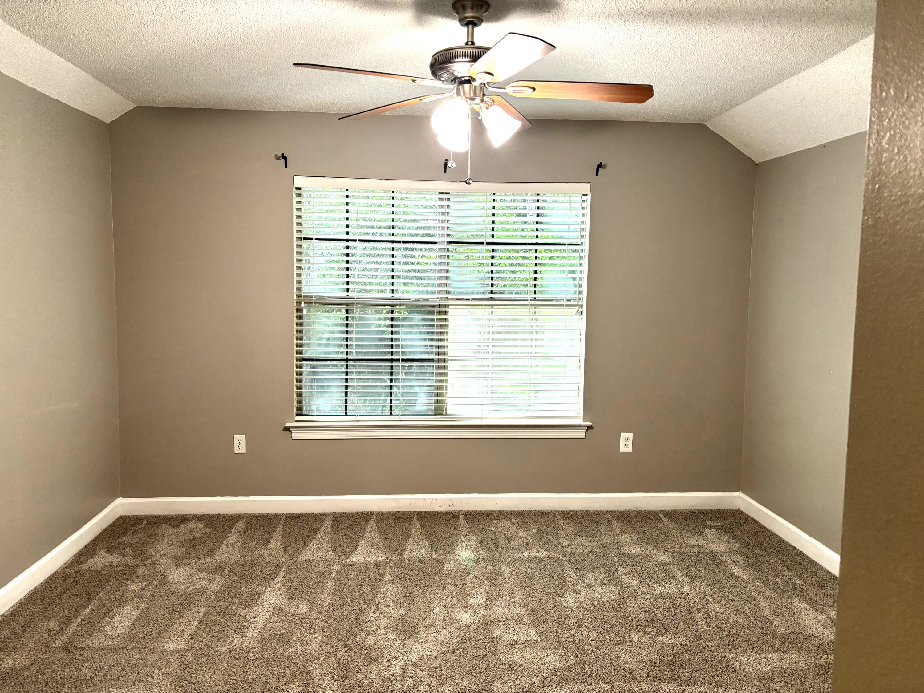 SILVER OAKS PH 1 - Residential