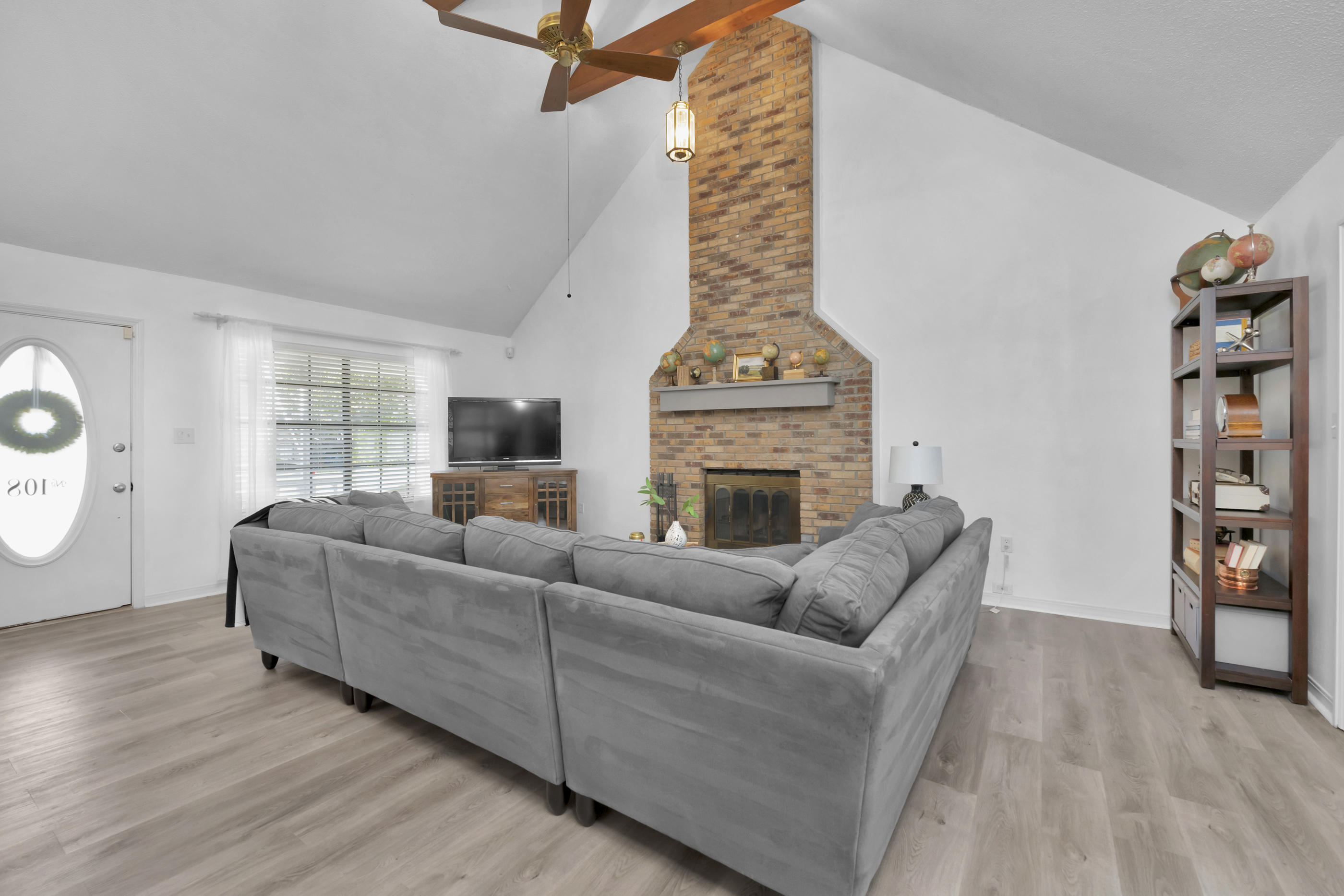 PALM CREST - Residential