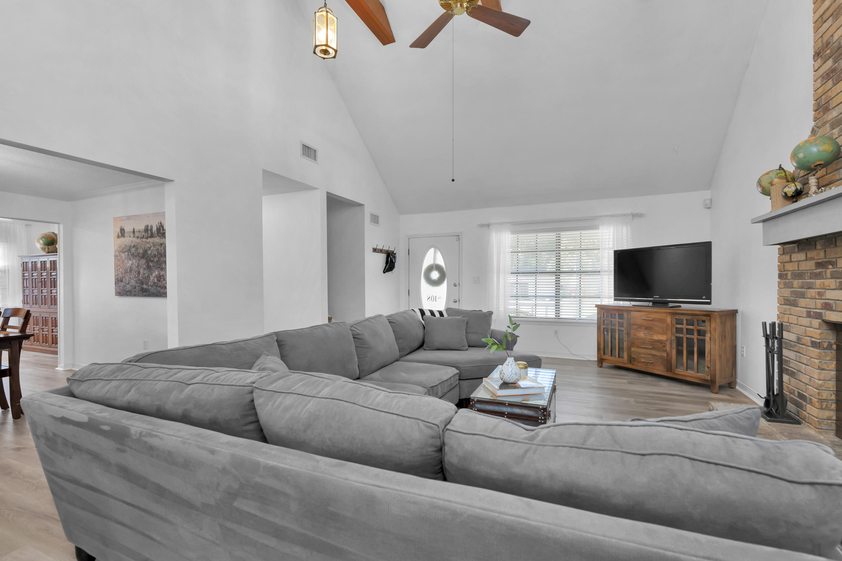 PALM CREST - Residential