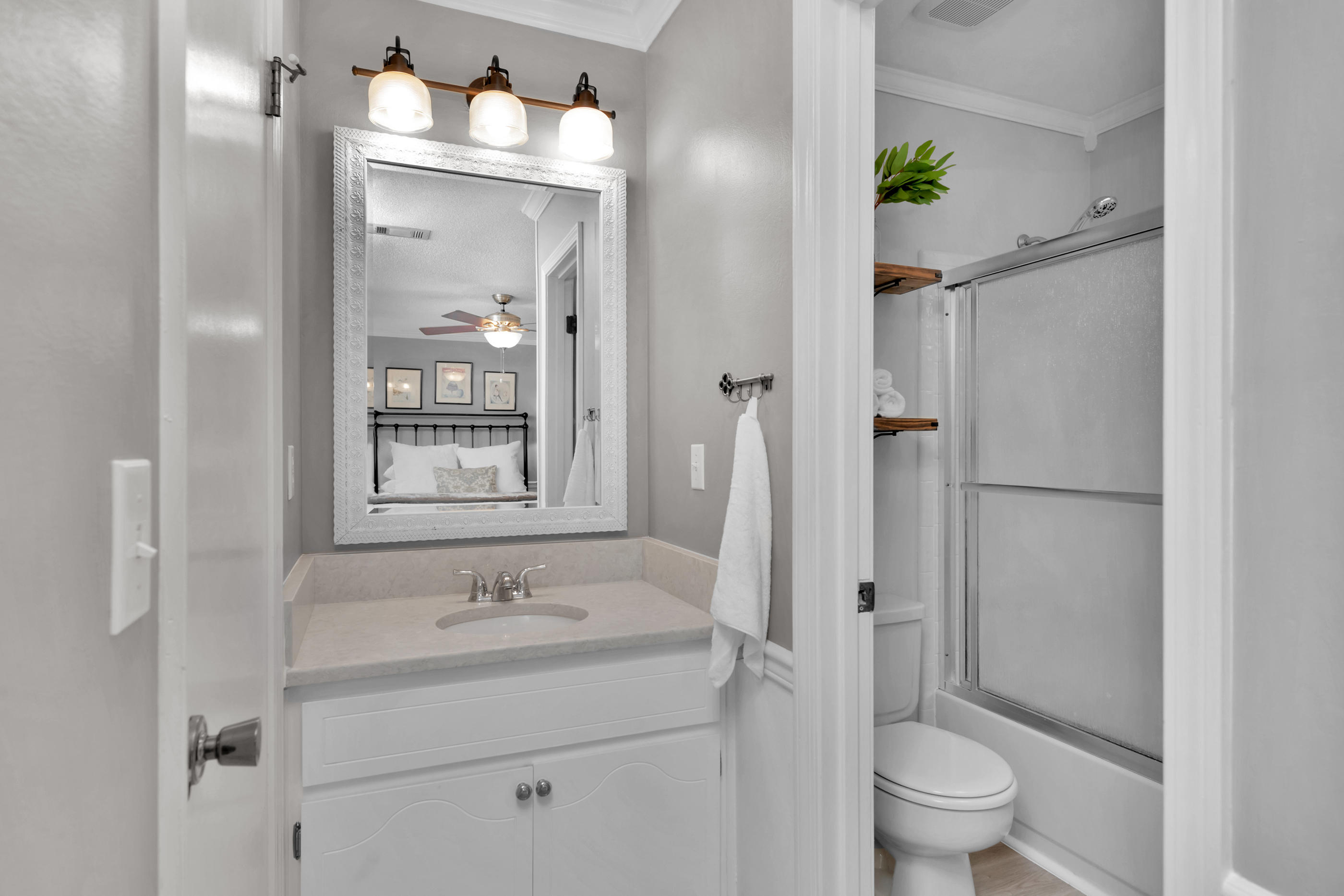 PALM CREST - Residential