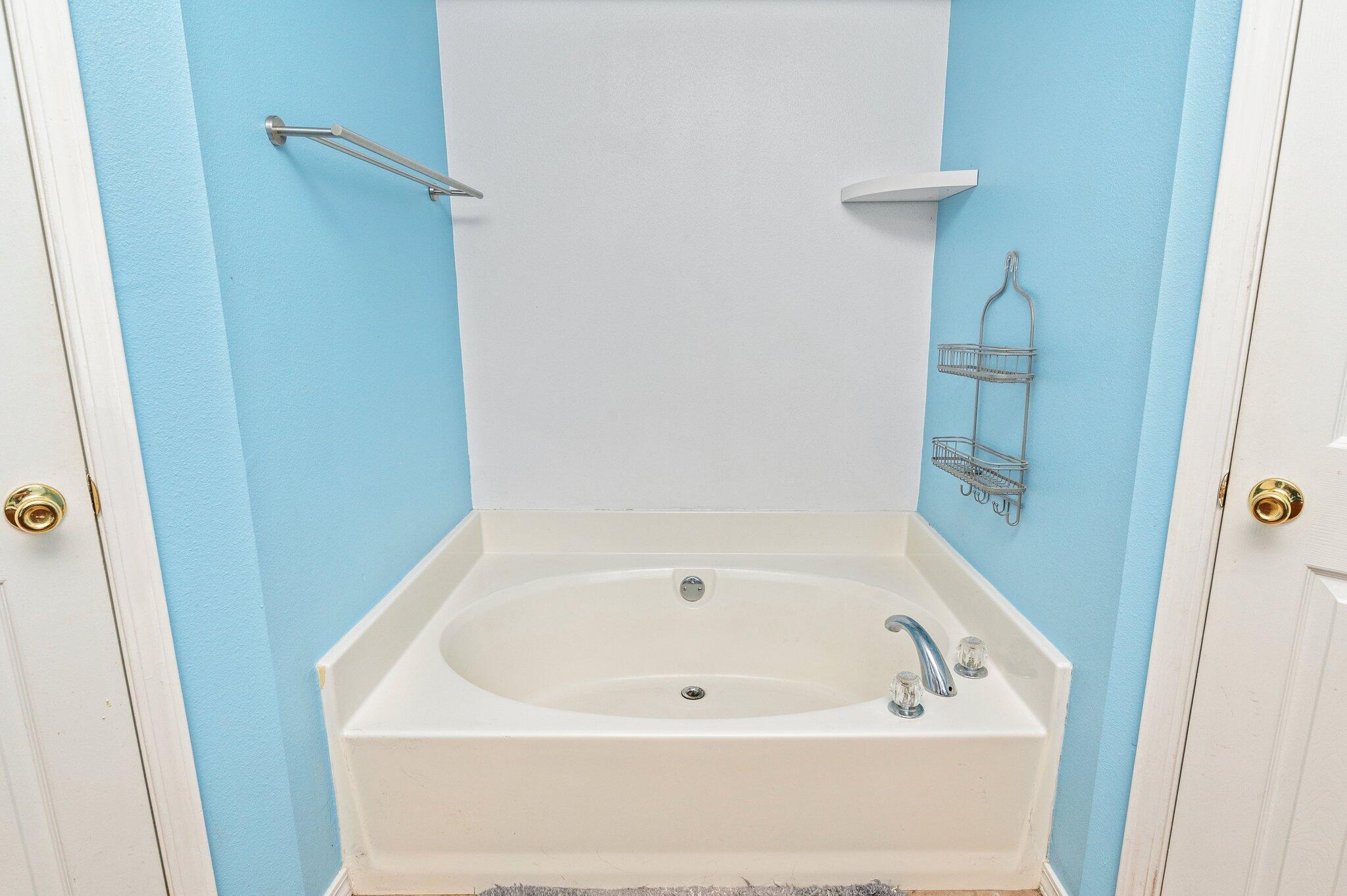 Royal Poinciana - Residential