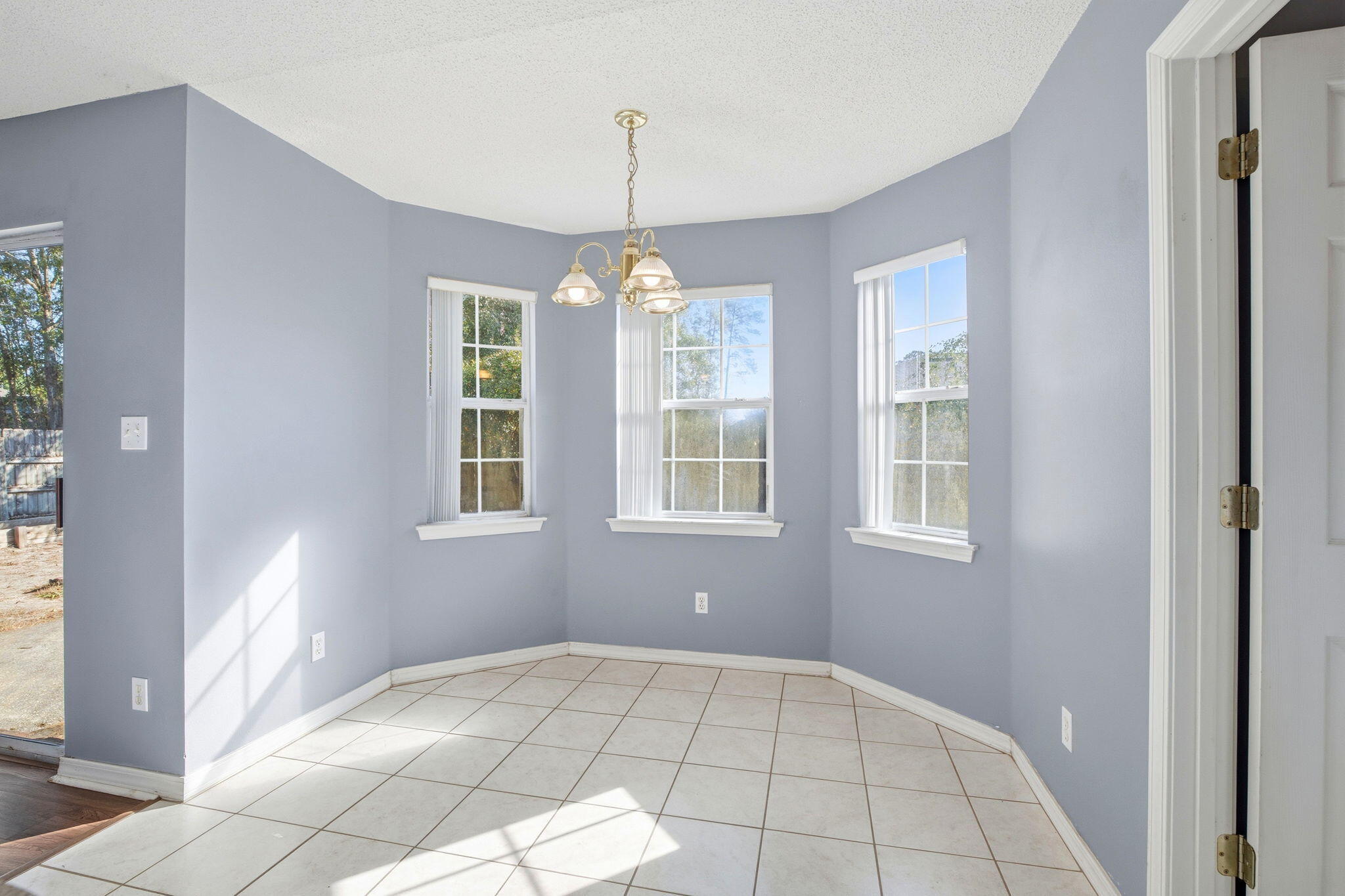 HIDDEN ESTATES - Residential