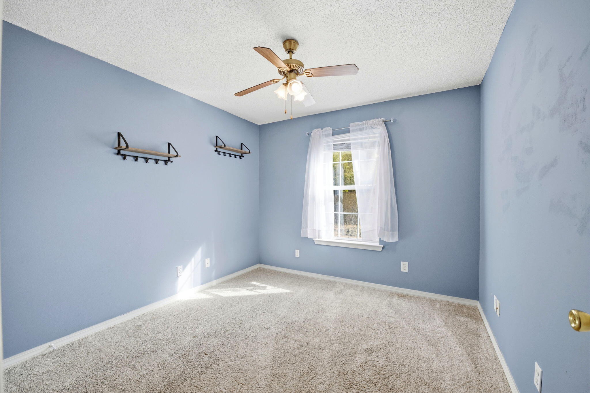 HIDDEN ESTATES - Residential