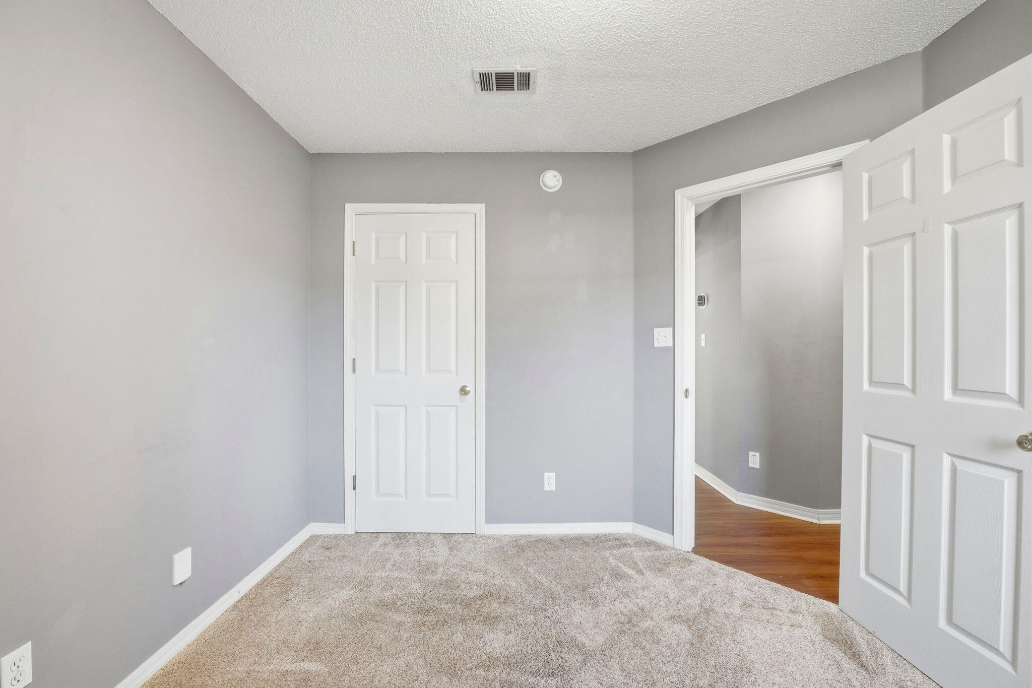 HIDDEN ESTATES - Residential