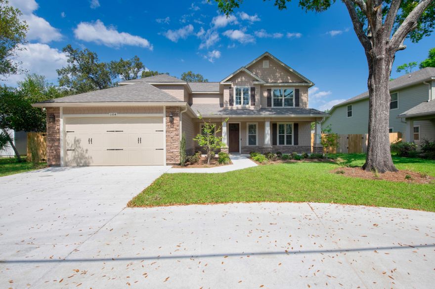 Contingency contract in place with 48 hour first right of refusal. Estimated completion date 2/28/2020 Spacious Craftsman, Cottage home in the heart of Ft. Walton Beach. The outer-appearance exudes a storybook of style/charm. Enter through the two-story foyer, with beautiful wrought iron and stained wood staircase showcase the elegance of this home. Enjoy wood flooring throughout downstairs, except for powder room and Utility Room. The Kitchen, Caf and Family Room have an open concept with a stone fireplace. Spacious Master suite downstairs. Large Lanai with multiple assess points. Beautiful front porch. A few extra features: Barn doors, tankless water heater, spa sinks, free standing bath tub. Pictures are of a similar home with the same floor plan. See more for specifications.