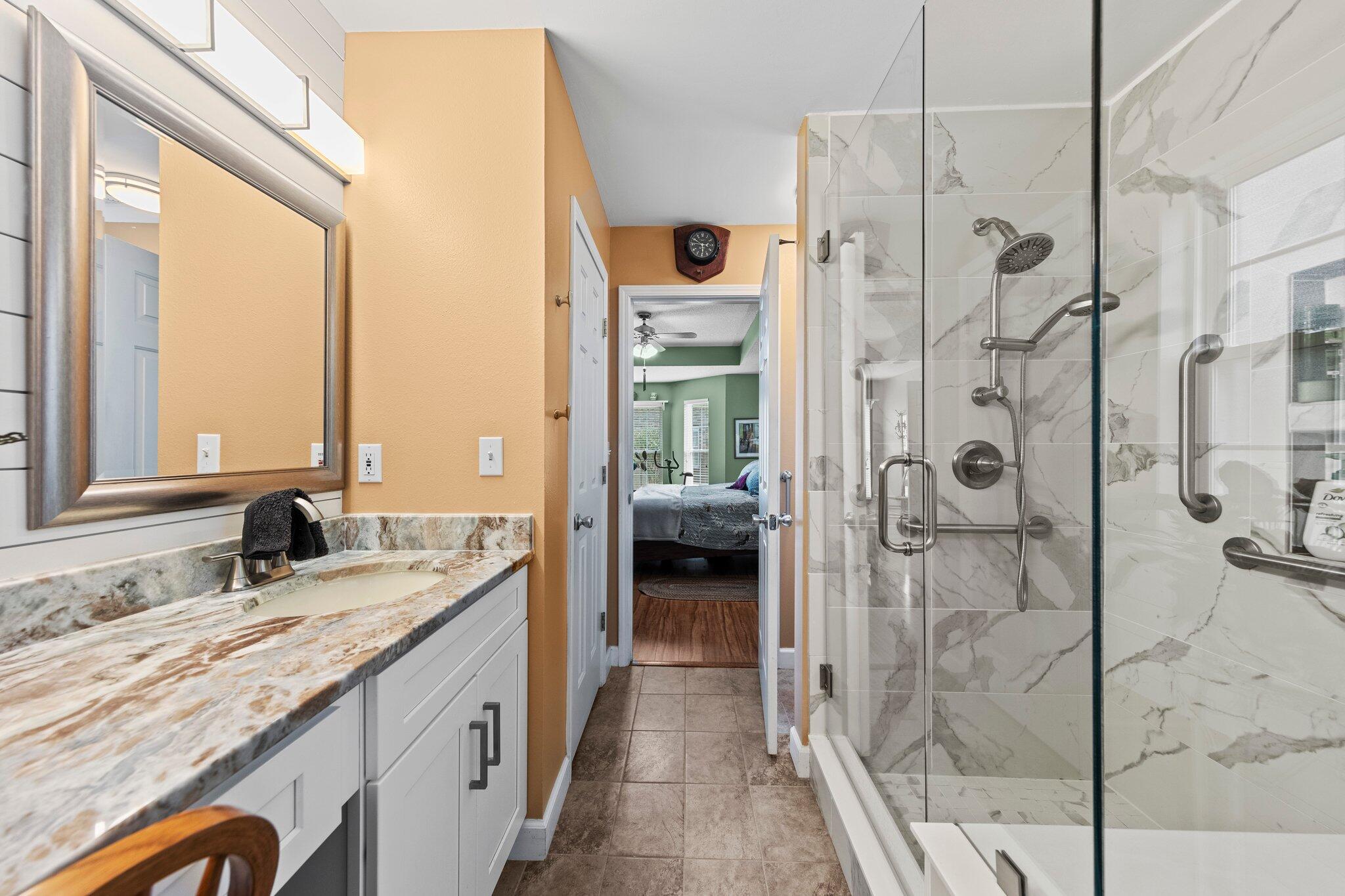 INDIAN WOODS - Residential