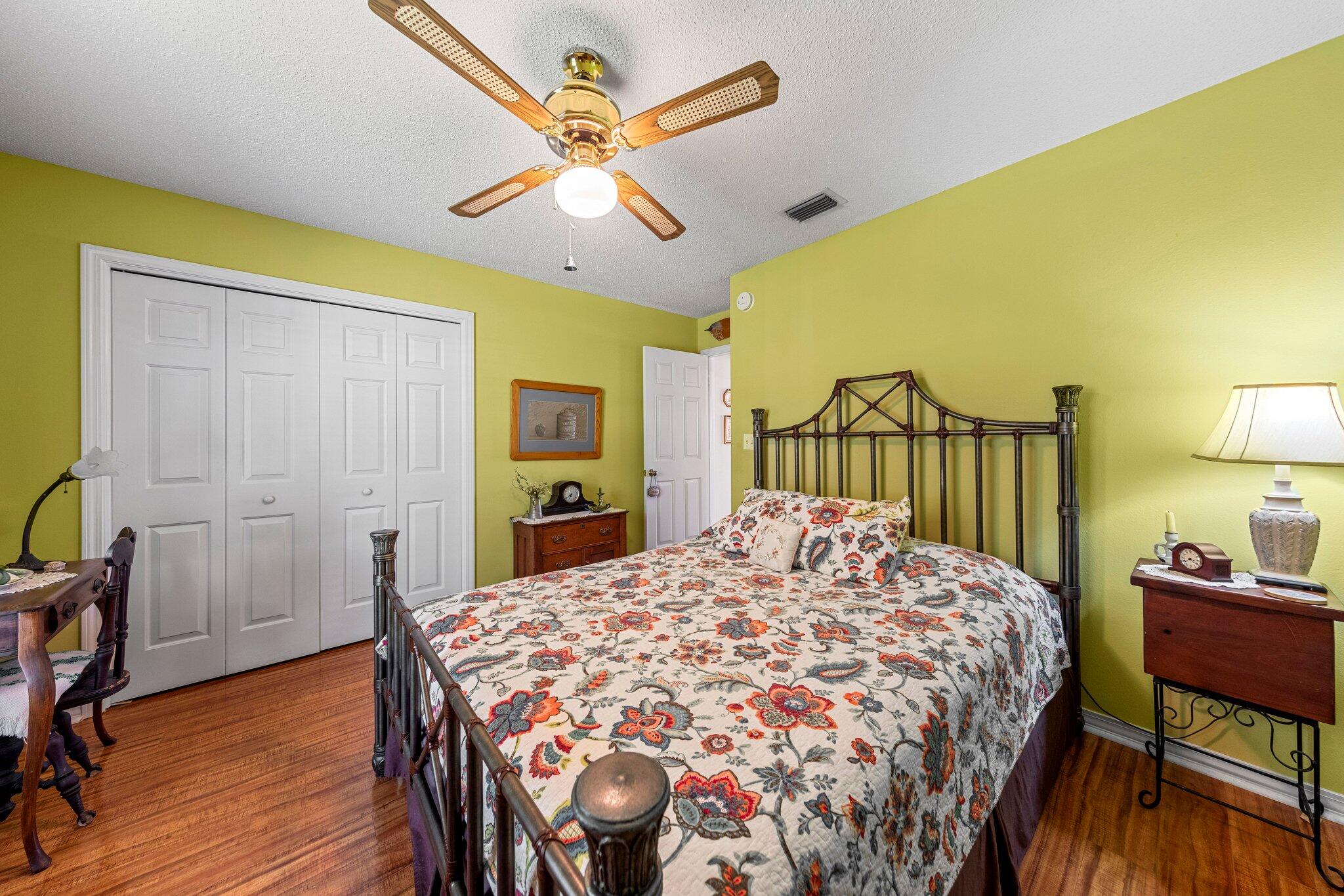 INDIAN WOODS - Residential