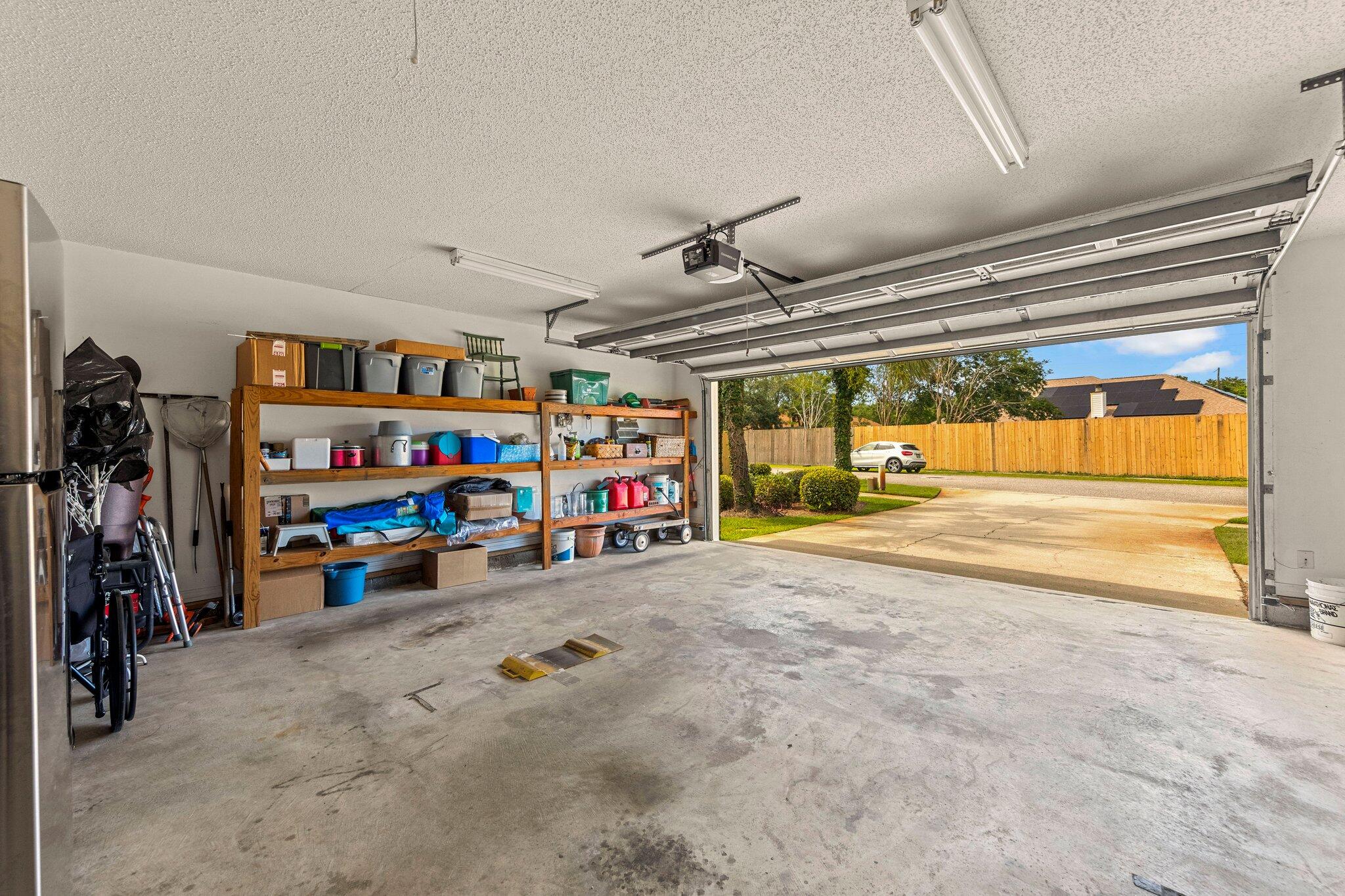 INDIAN WOODS - Residential