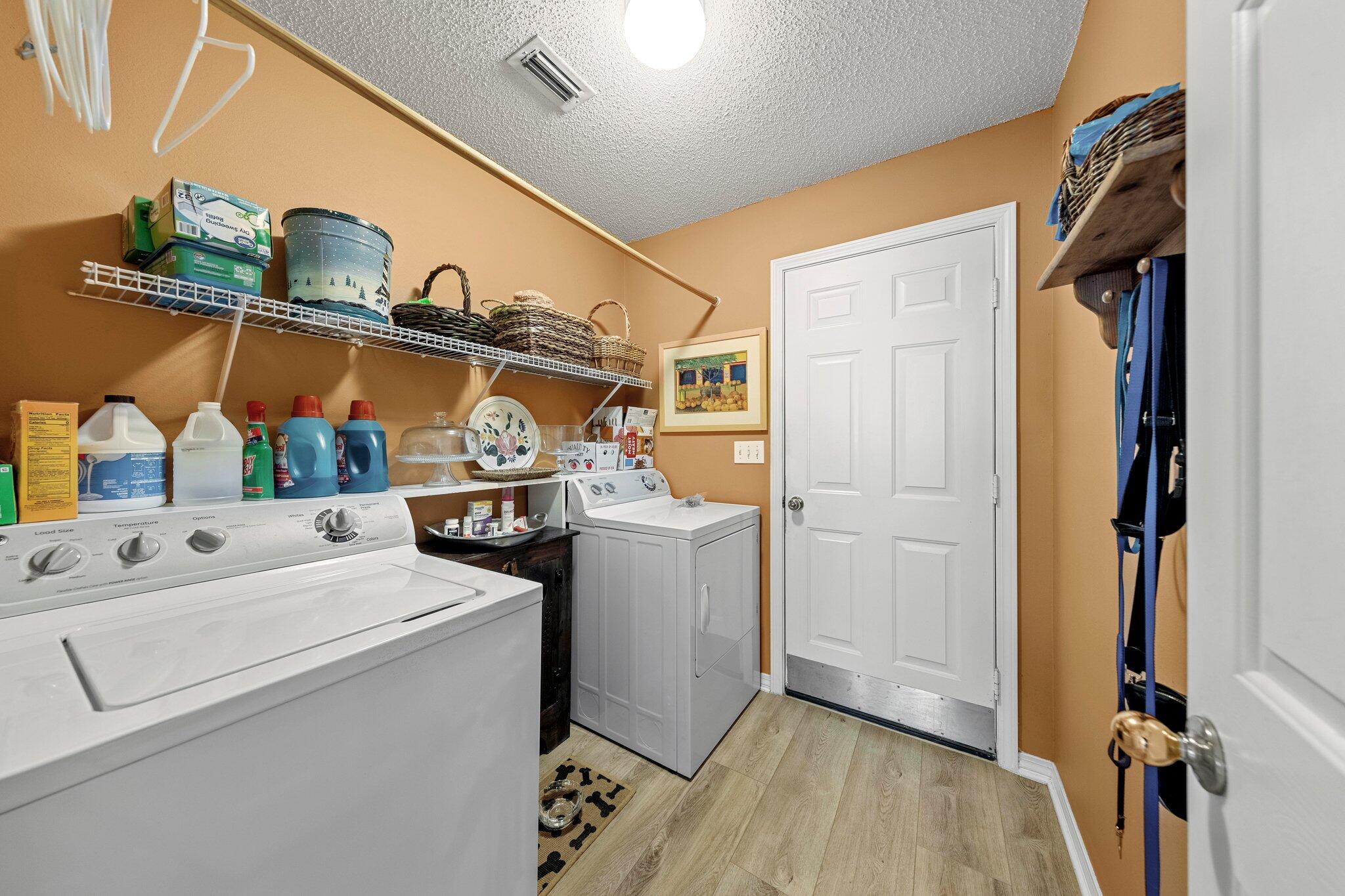 INDIAN WOODS - Residential