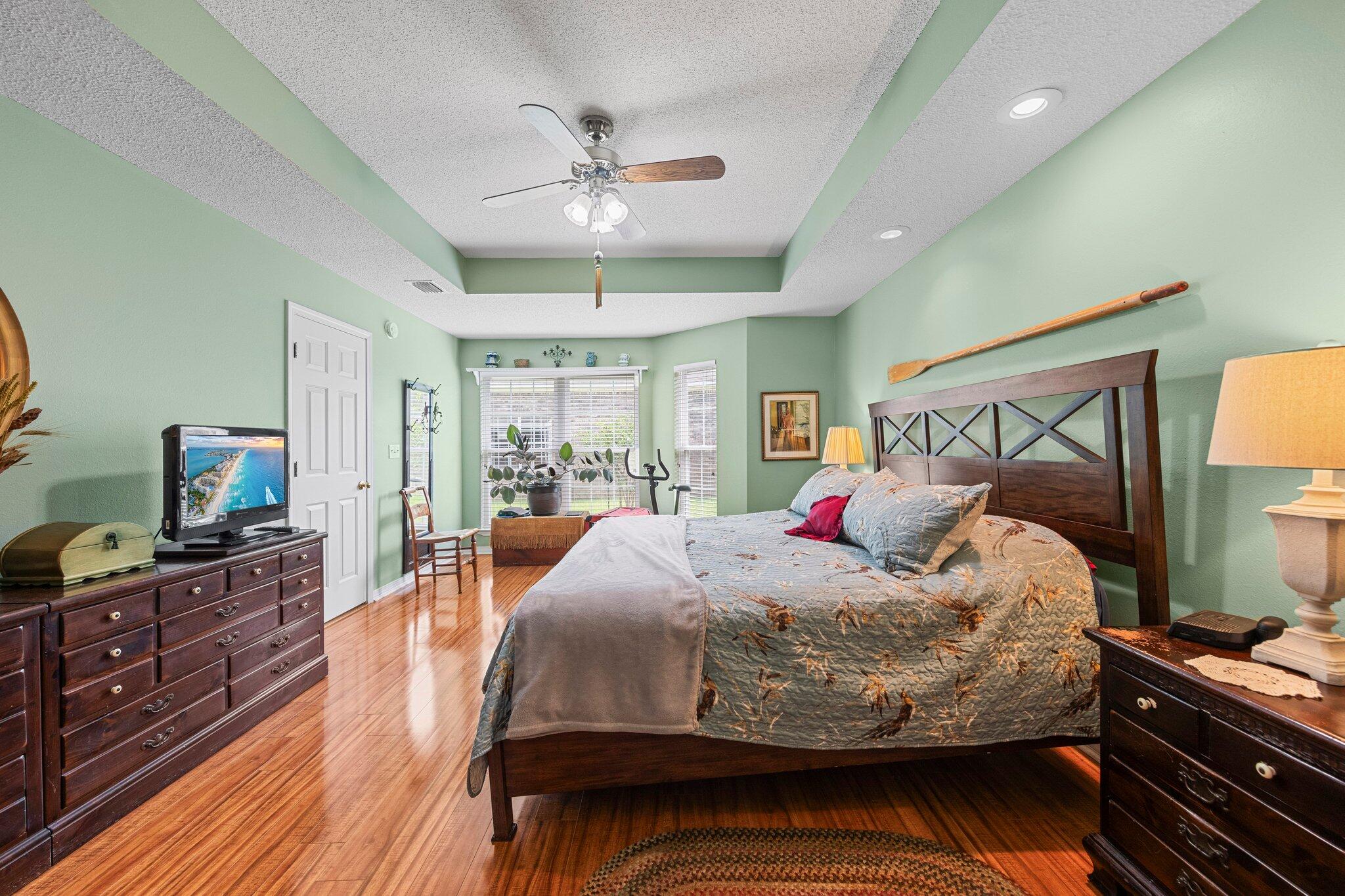 INDIAN WOODS - Residential