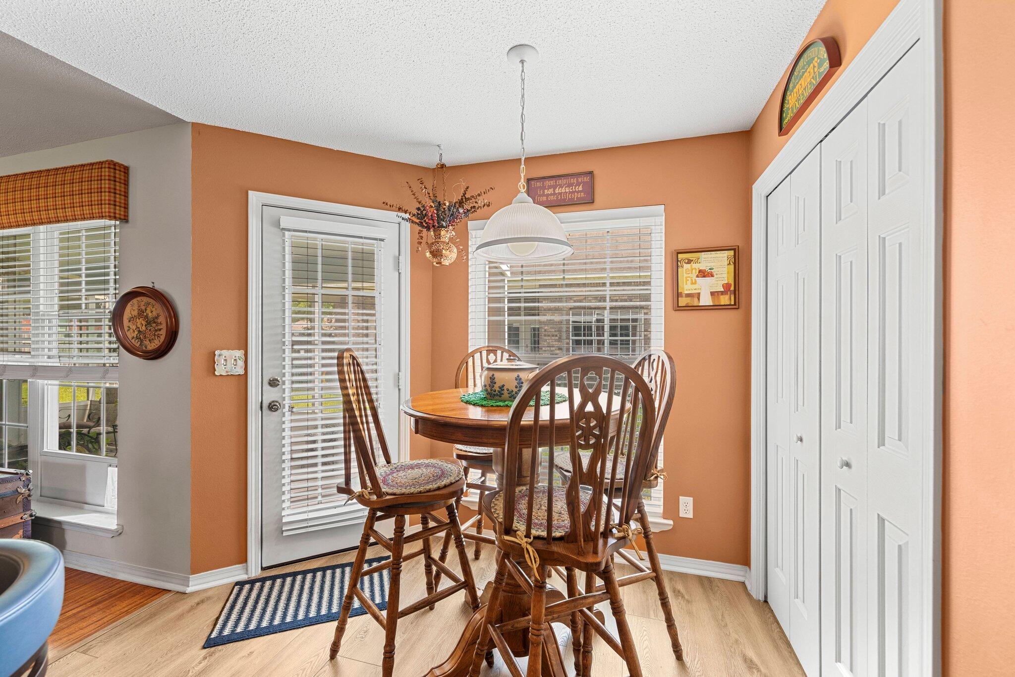 INDIAN WOODS - Residential