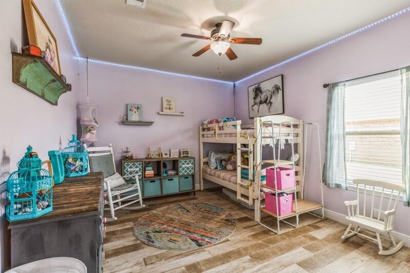 BROWNSTONE MANOR - Residential