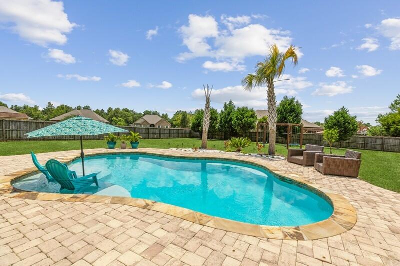 BROWNSTONE MANOR - Residential