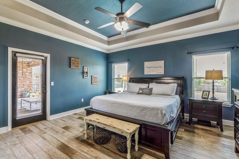 BROWNSTONE MANOR - Residential