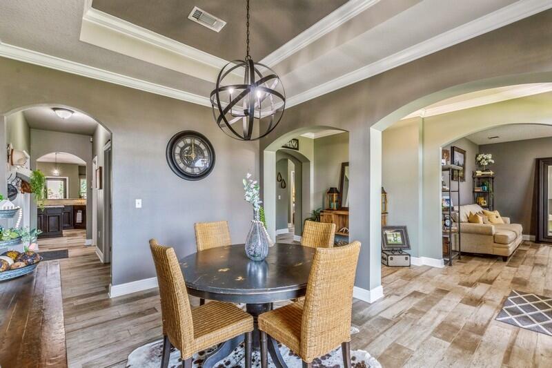 BROWNSTONE MANOR - Residential