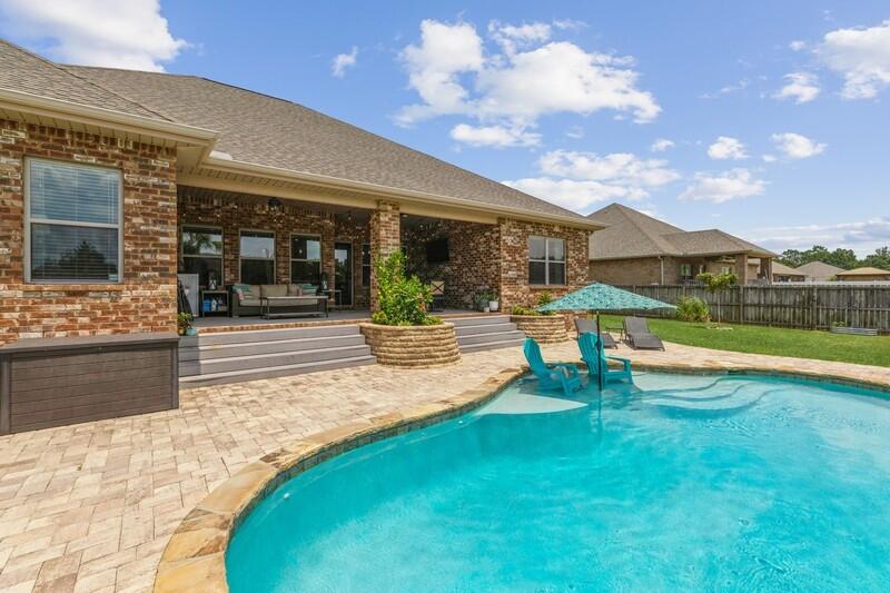 BROWNSTONE MANOR - Residential