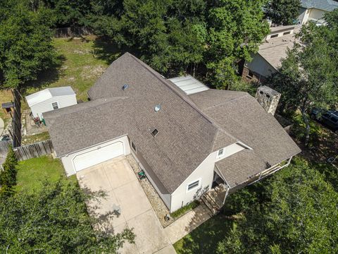 A home in Niceville