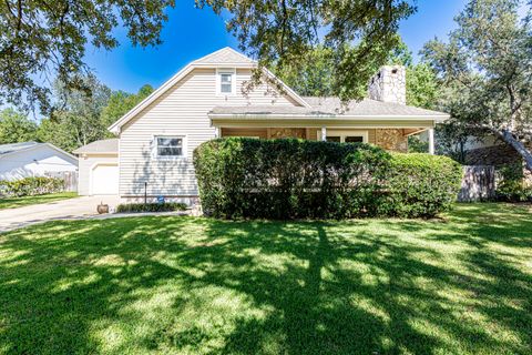 A home in Niceville