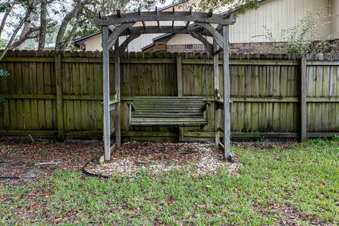 A home in Niceville