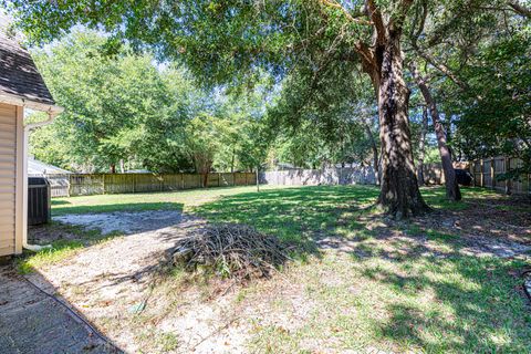 A home in Niceville