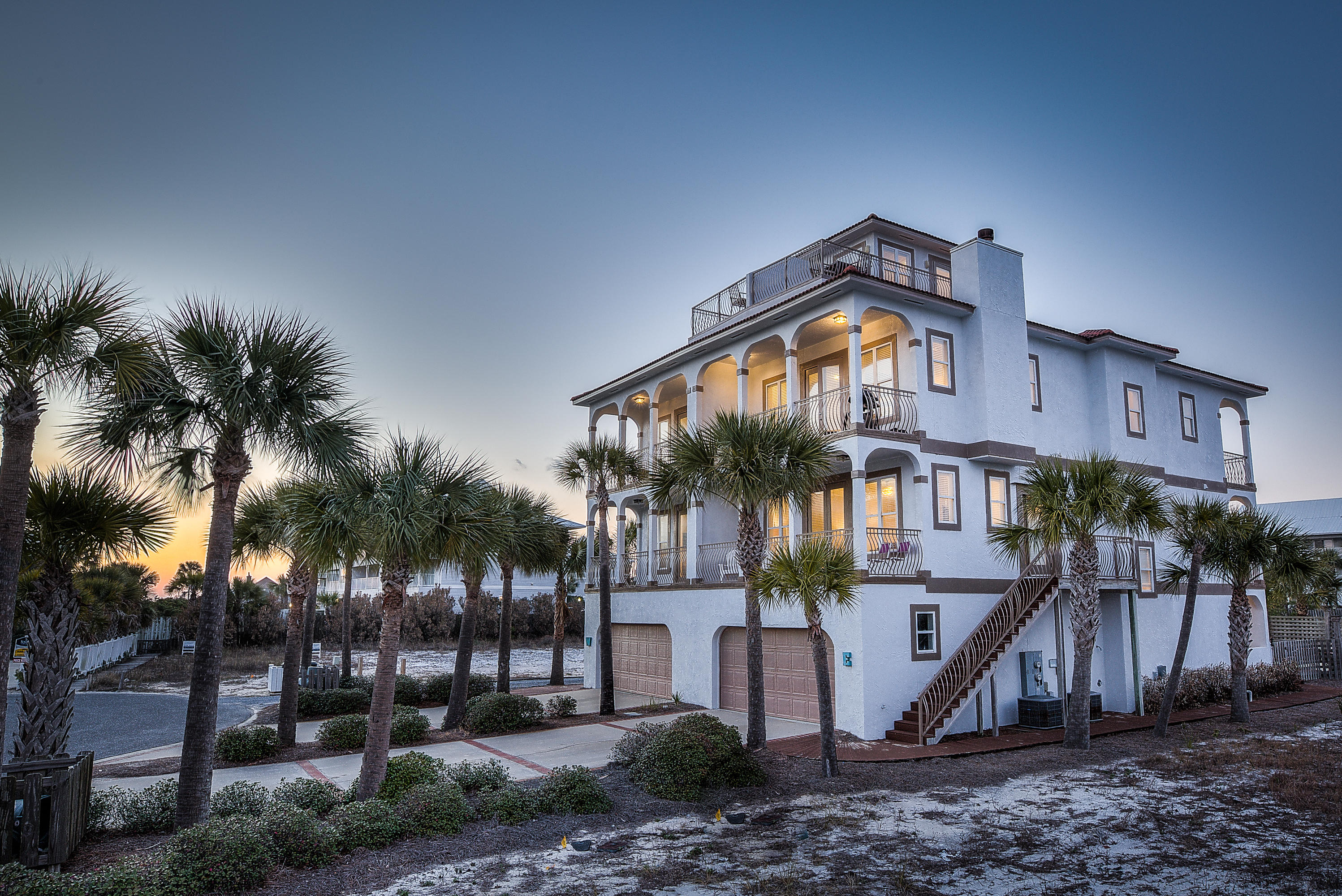 WALK OVER DUNES - Residential