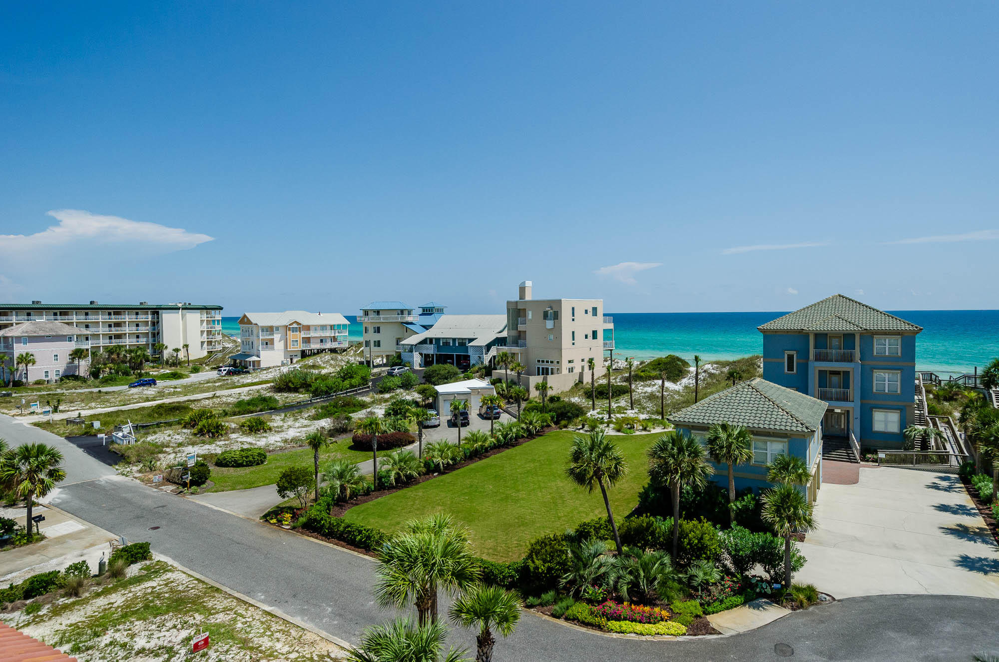 WALK OVER DUNES - Residential