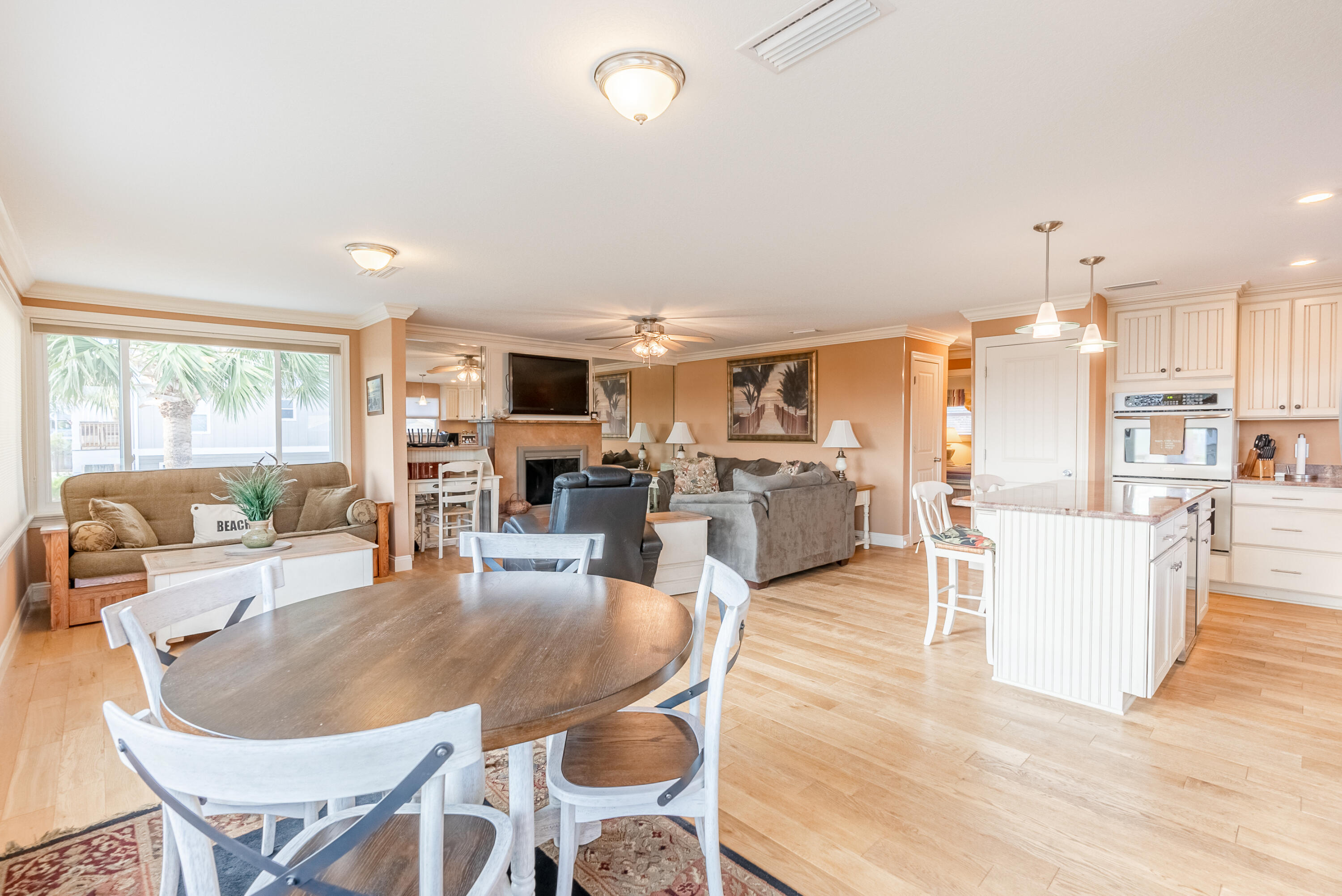 RIVIERA BEACH - Residential